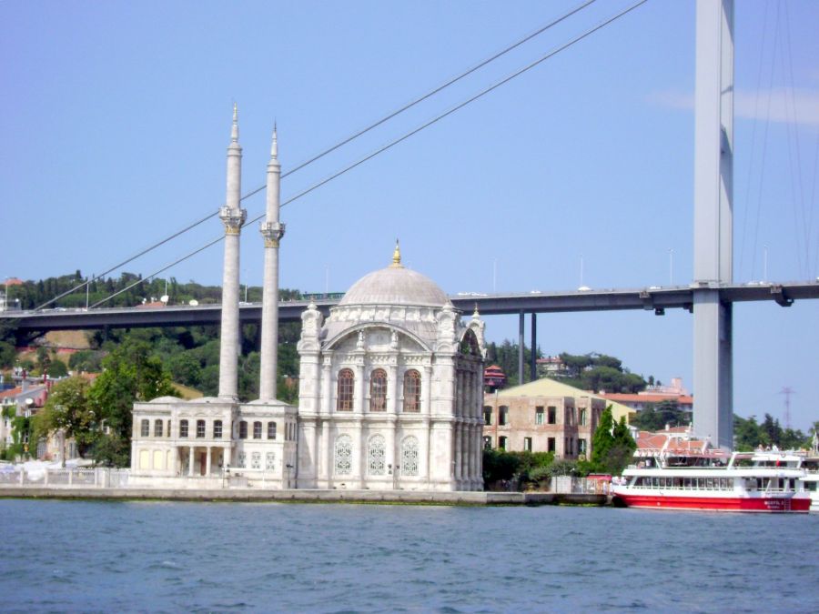 Istanbul Golden Horn & Bosphorus Day Cruise All-Inclusive