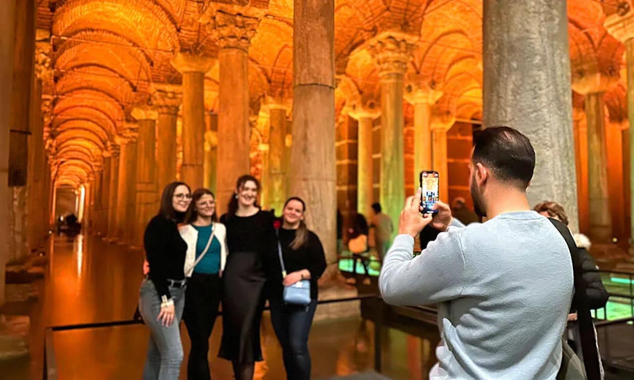 Istanbul: Hagia Sophia, Topkapi & Basilica Cistern Tickets 3