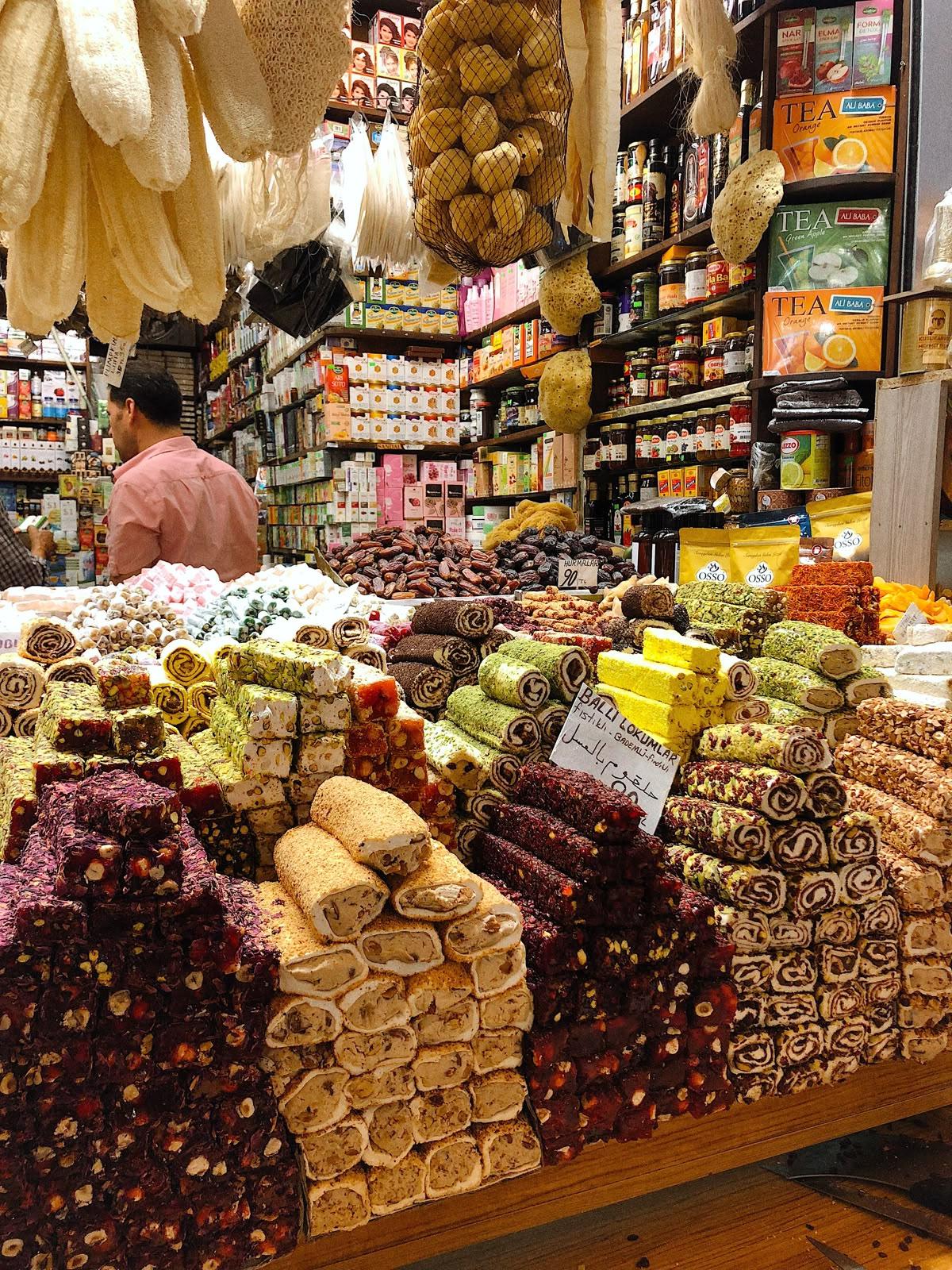 Istanbul: Guided Food Walking Tour with Tastings 3