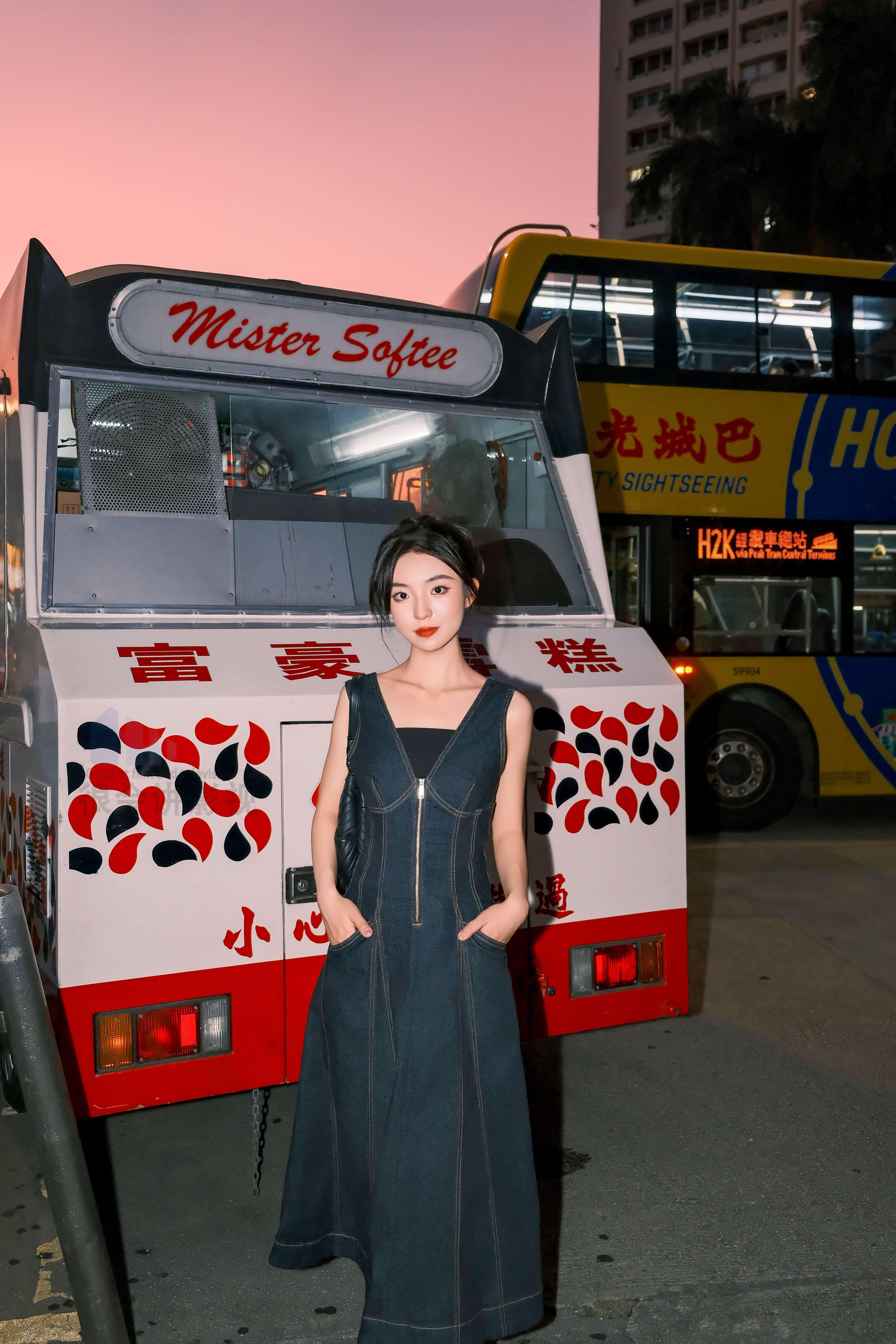 Hong Kong: Atmospheric Hong Kong Style Photography 2