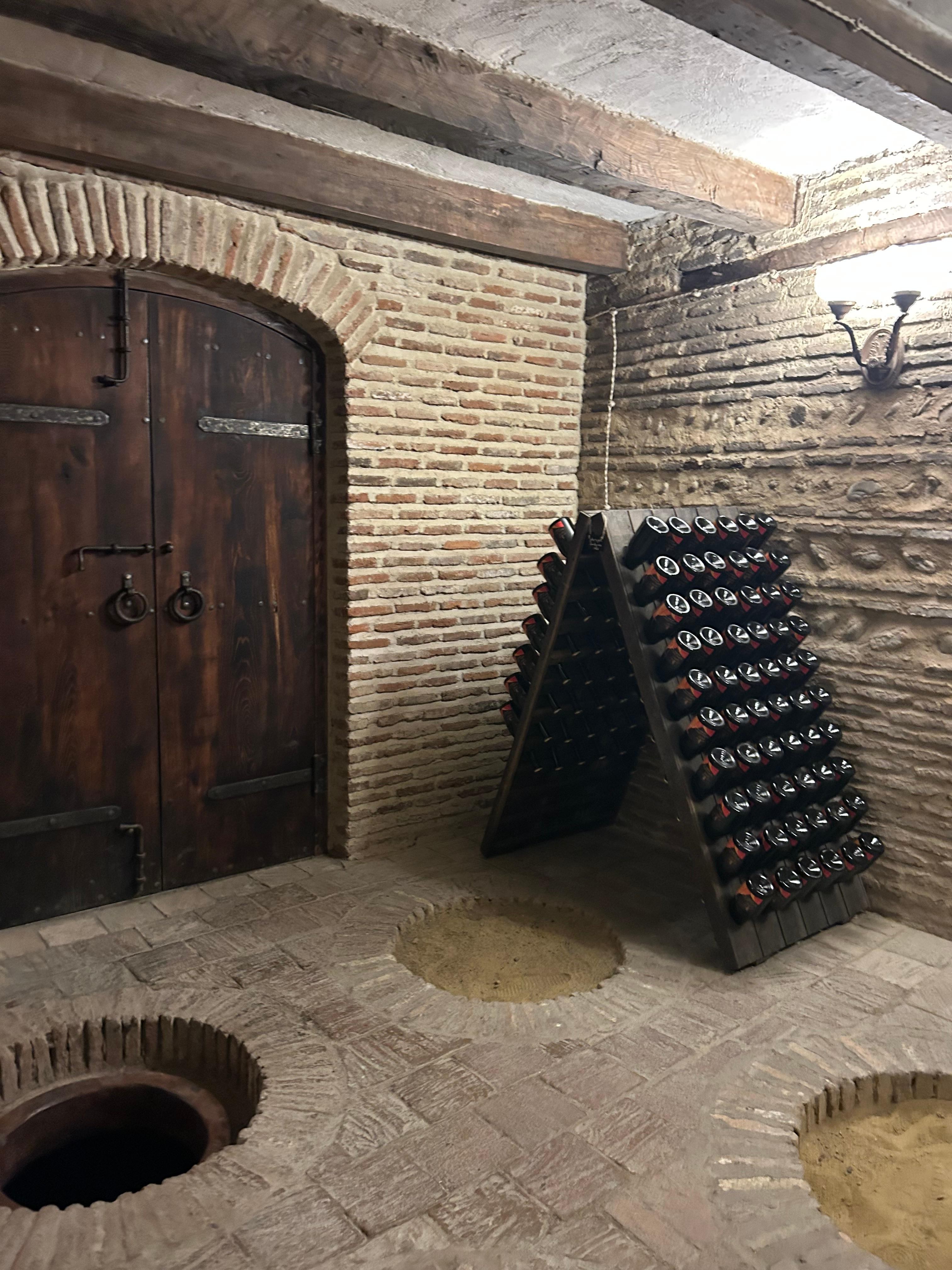 From Tbilisi: Kerovani Winery, Sighnaghi Old Town, Bodbe 3