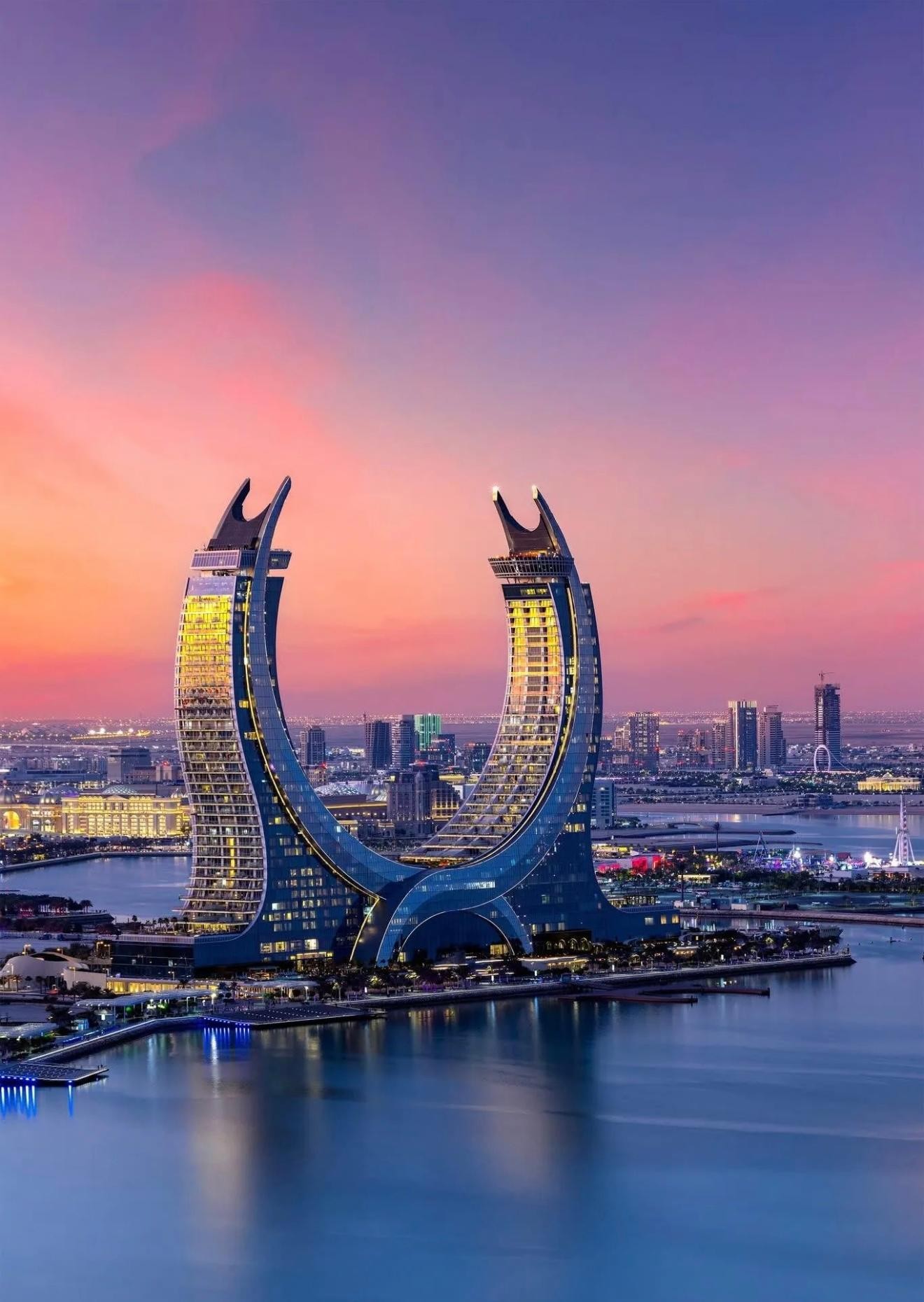 Doha: City Tour of All Main Attractions with Transfers