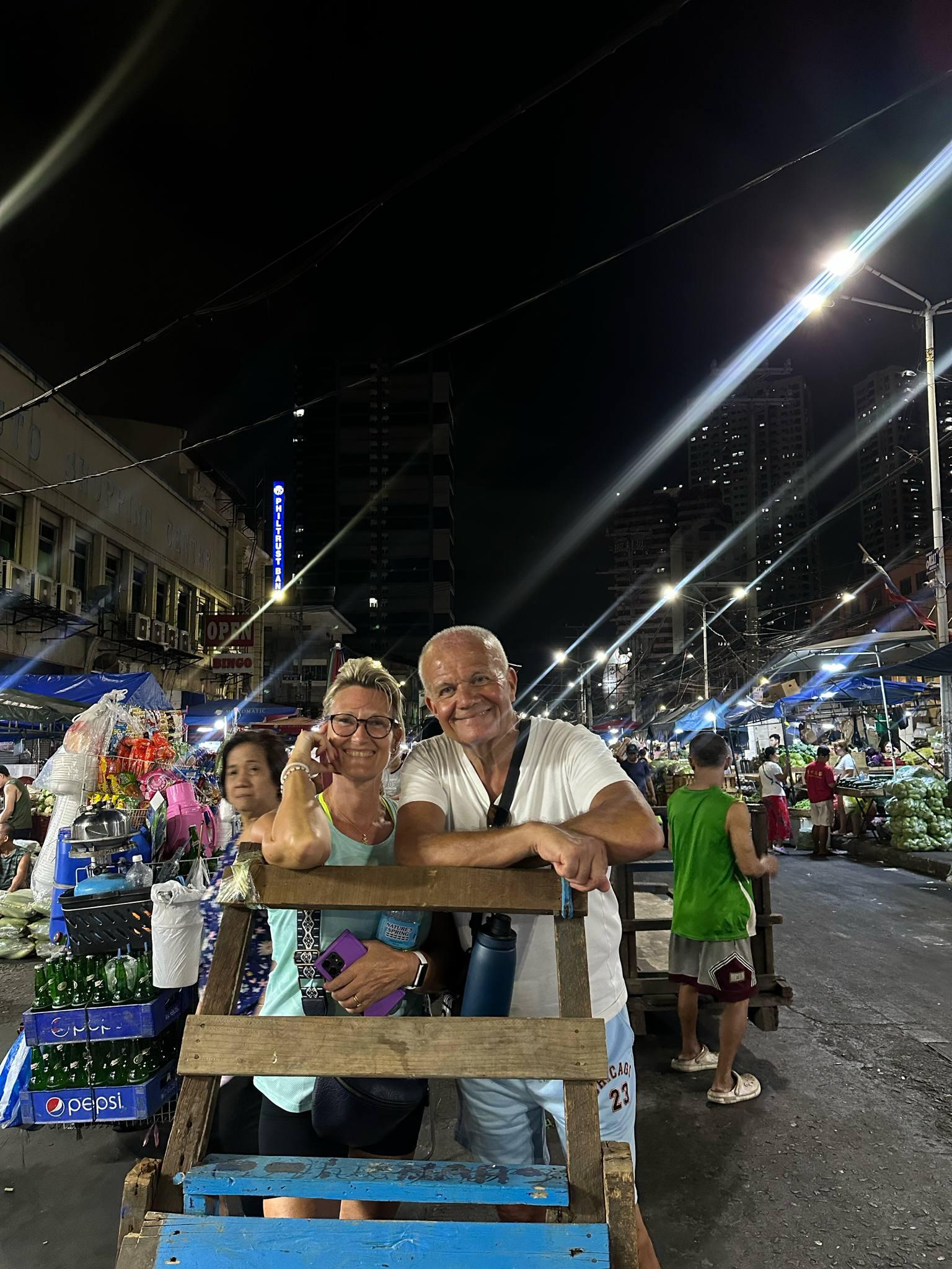 Manila: Chinatown Night Tour with Tuktuk Experience 2