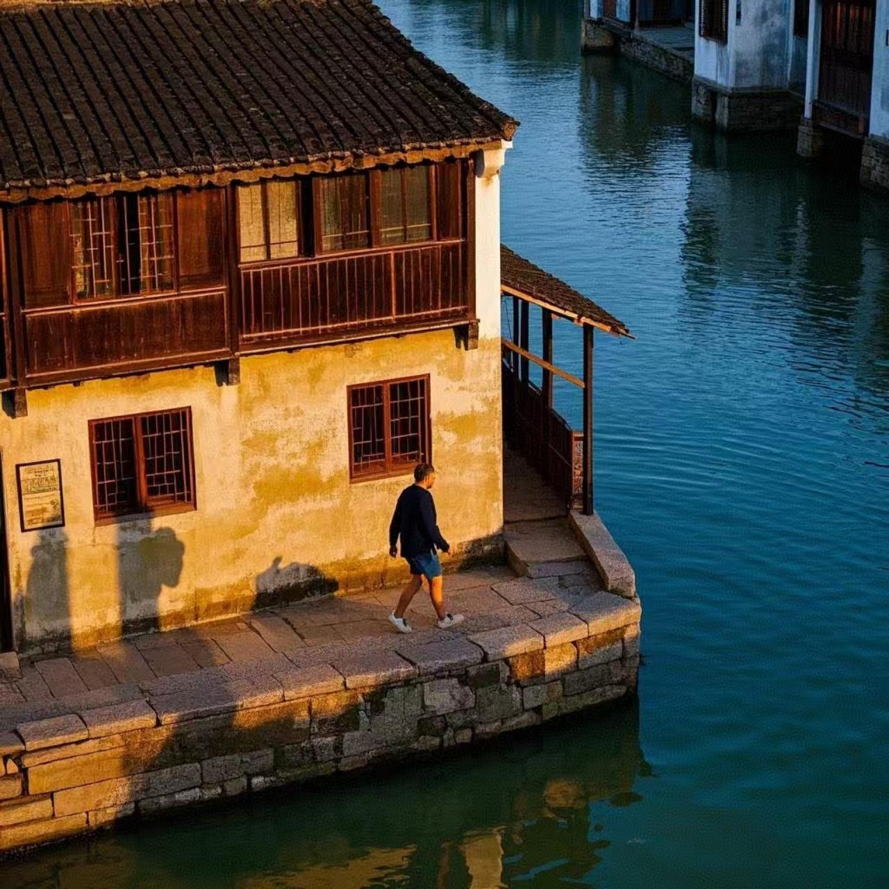 Wuzhen: Xizha and Dongzha Water Towns Night Tour 3
