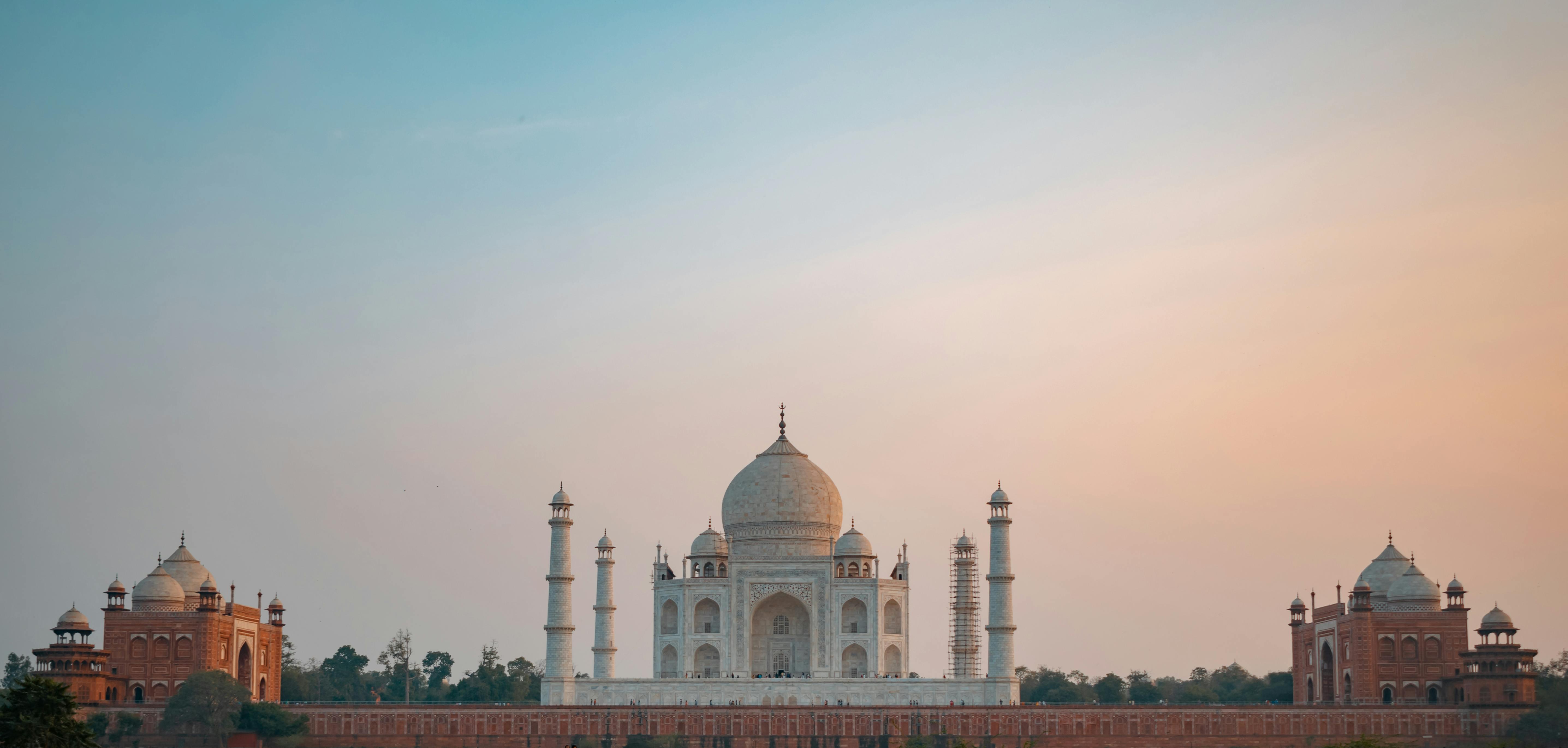 From Delhi: Taj Mahal Sunrise, Agra Fort & Akbar’s Tomb Tour 3