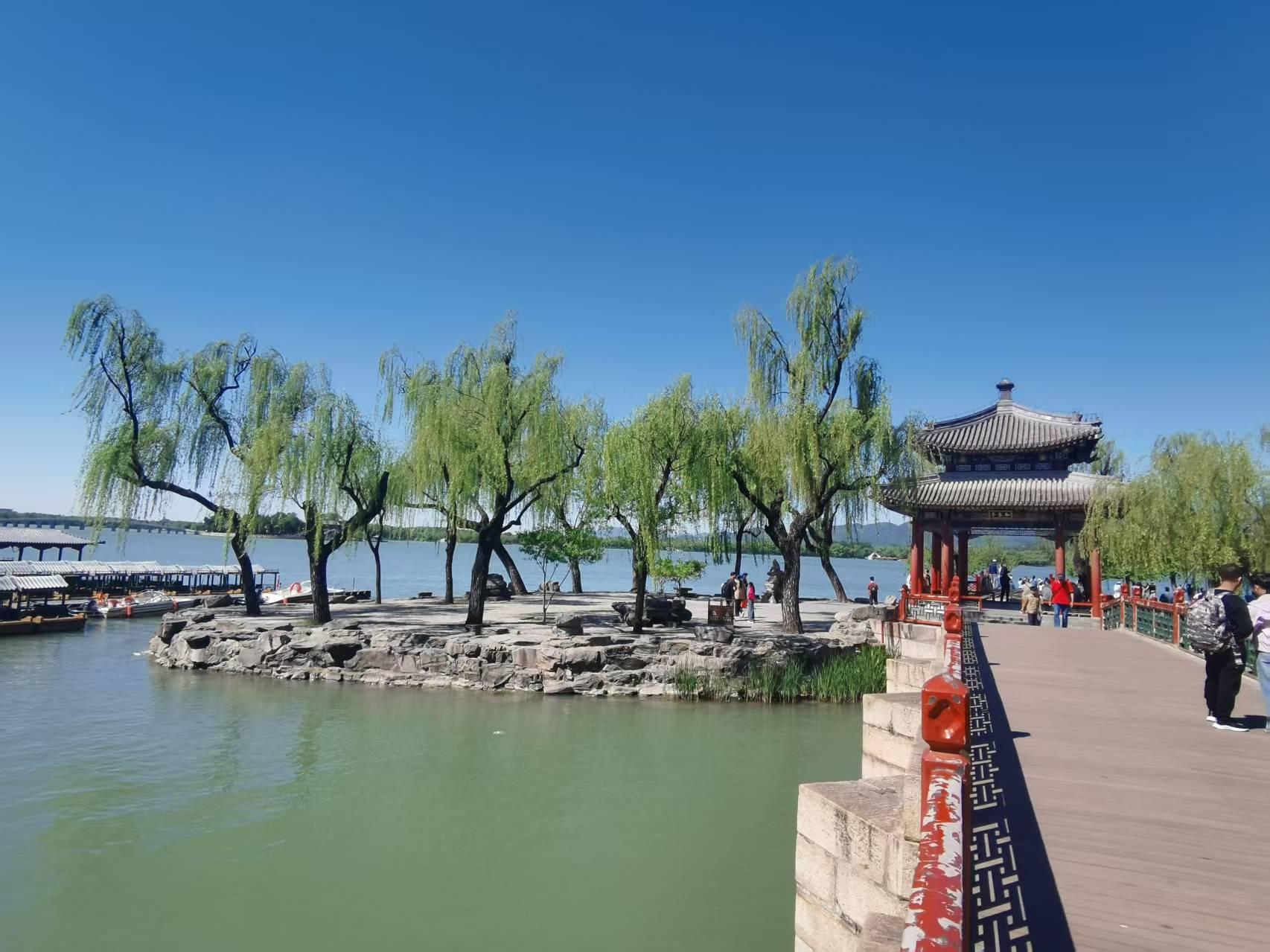 Beijing: Ming Tombs and Summer Palace Guided Tour