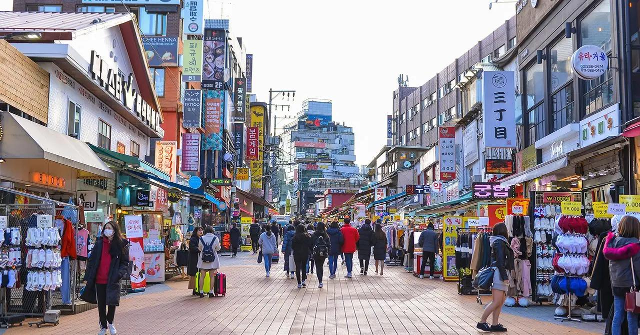 Seoul: Hongdae, Yeouido, Apgujeong & COEX【Chinese Driver】