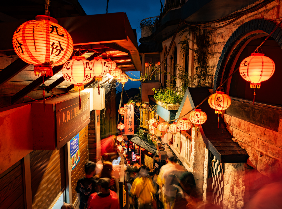 From Taipei: Shifen Sky Lantern, Jiufen & Yehliu Day Tour 2