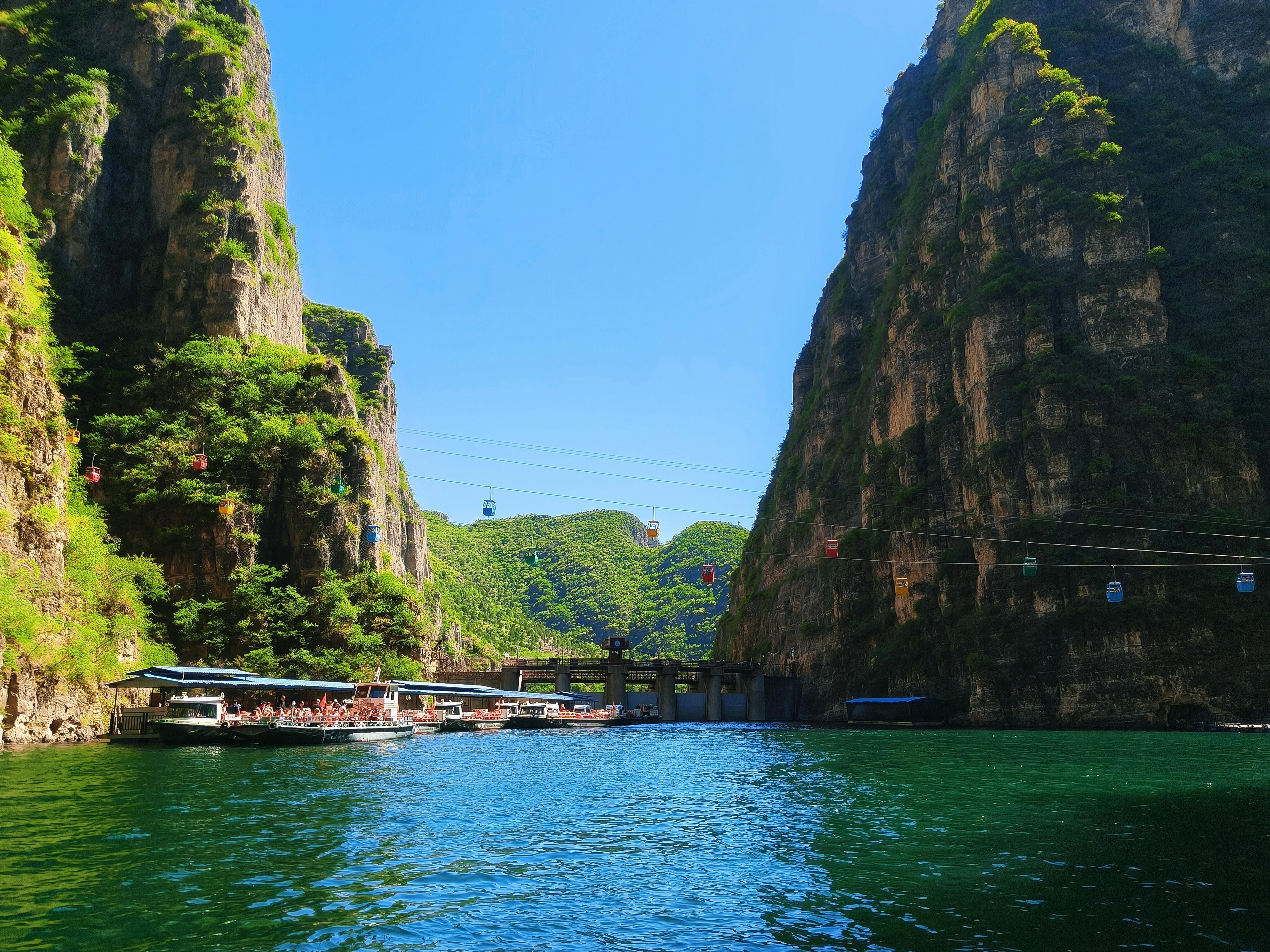 Beijing: Longqing Gorge & Ming Tomb Private Day Tour 3
