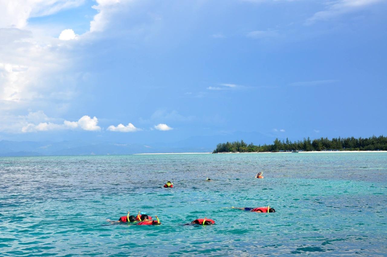 Sabah: Mantanani Island and Wildlife River Cruise Tour 3