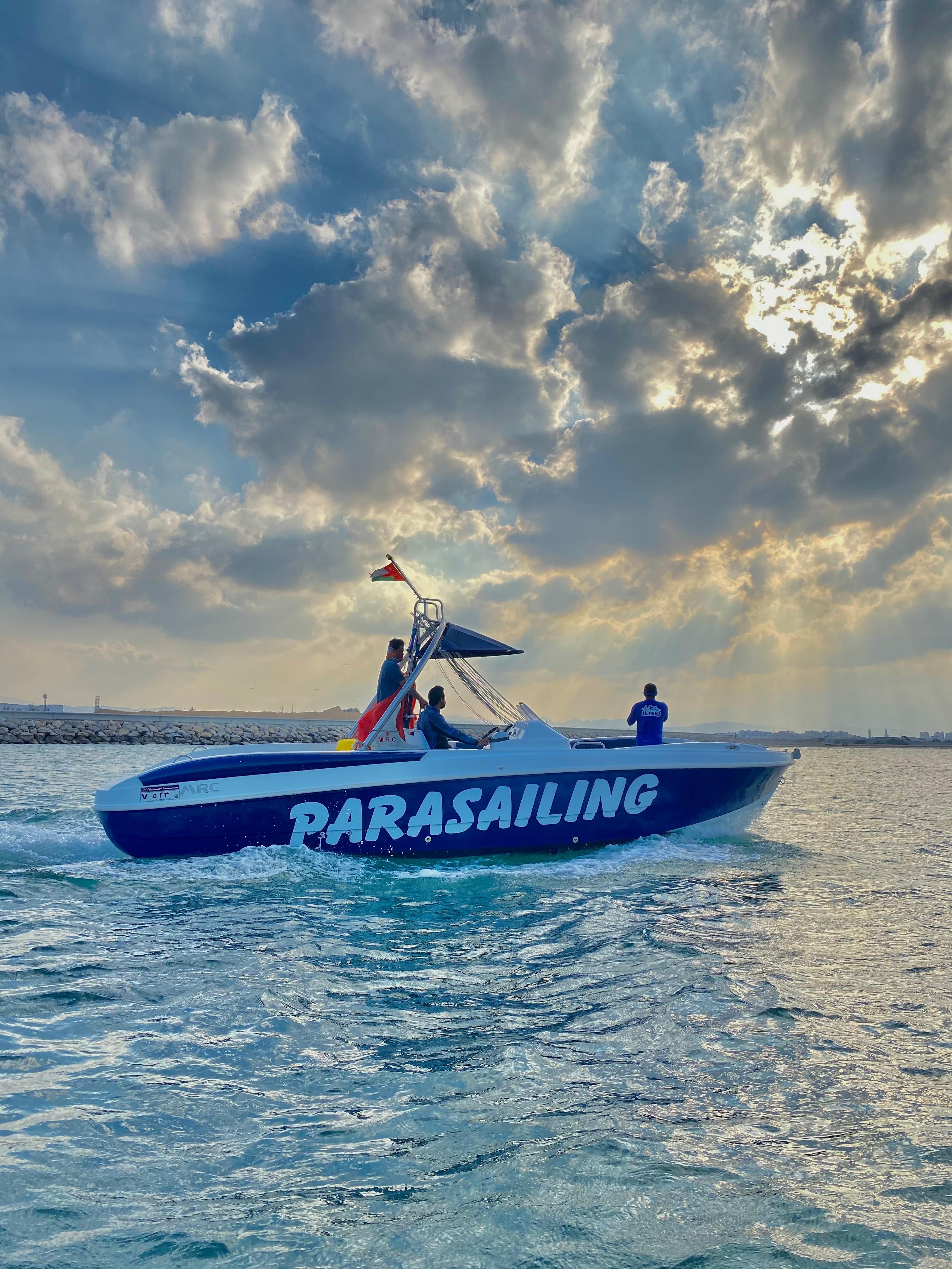 Muscat: Parasailing in Al Mouj Marina 2