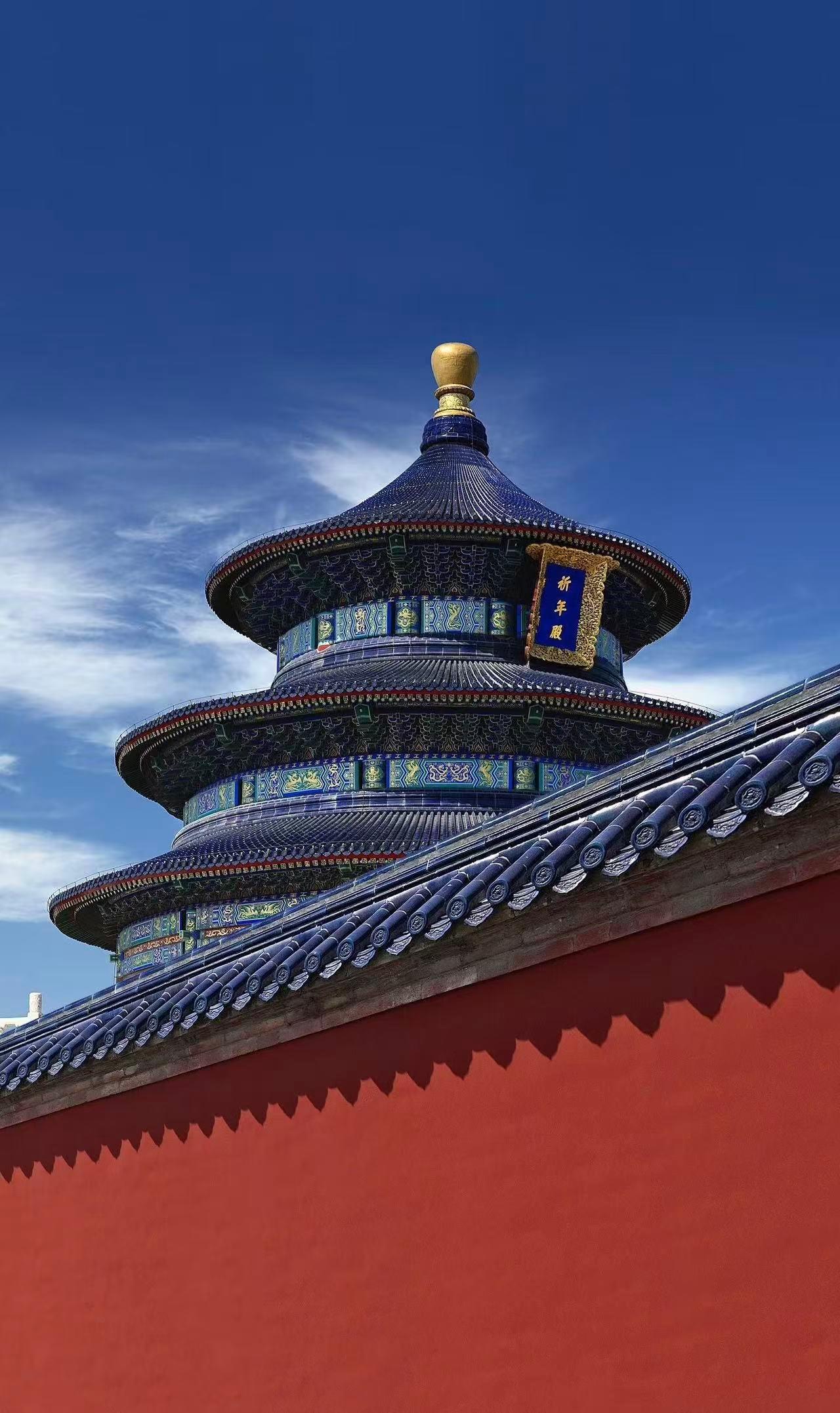 Beijing: Temple of Heaven & Badaling Wall Tour with Pick-up