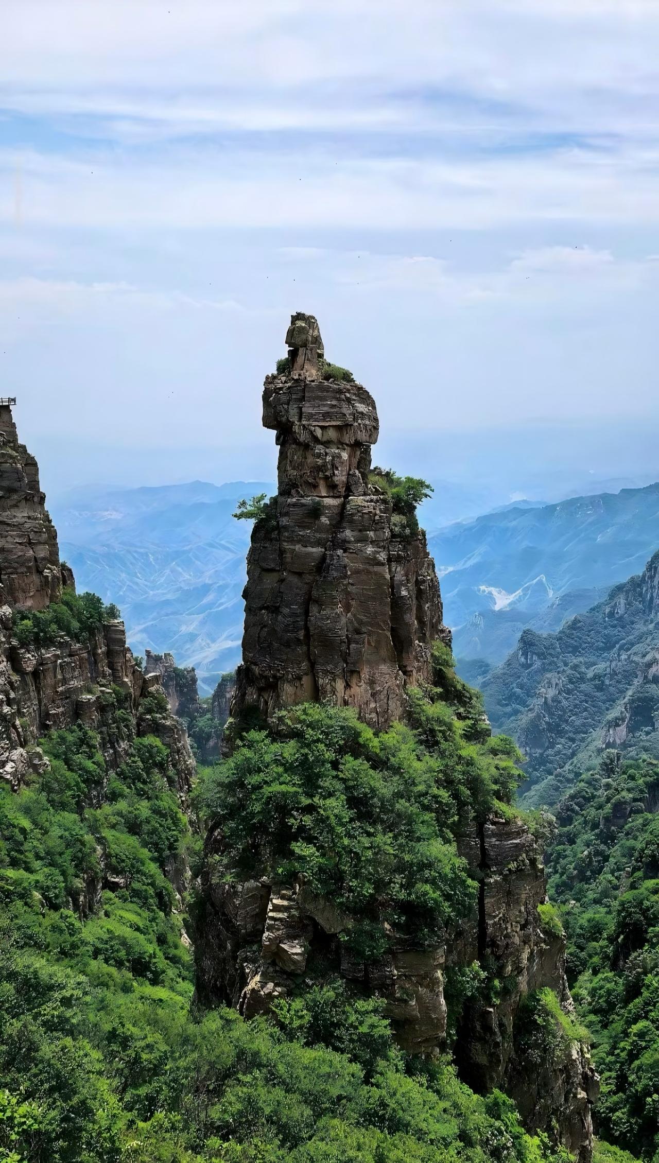 Beijing:to Baoding Baishishan One Day Tour 3
