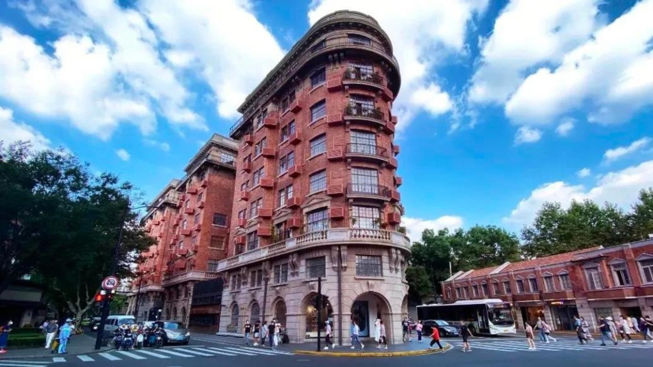 Shanghai: 3-day tour with disneyland & airport transfer