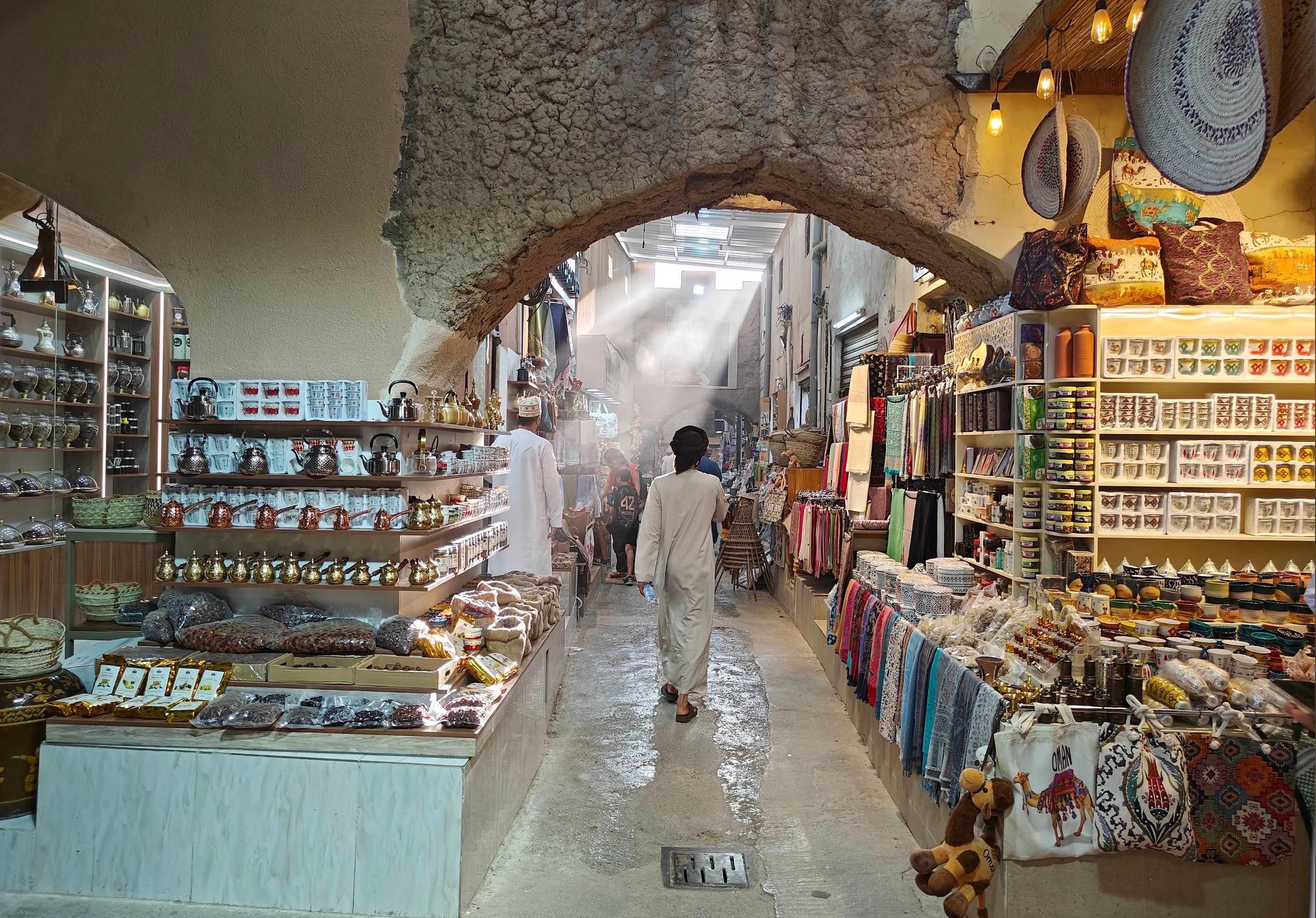 Muscat: 4x4 private Nizwa, Jebel Akhdar, Birkat Al Mouz Tour 2