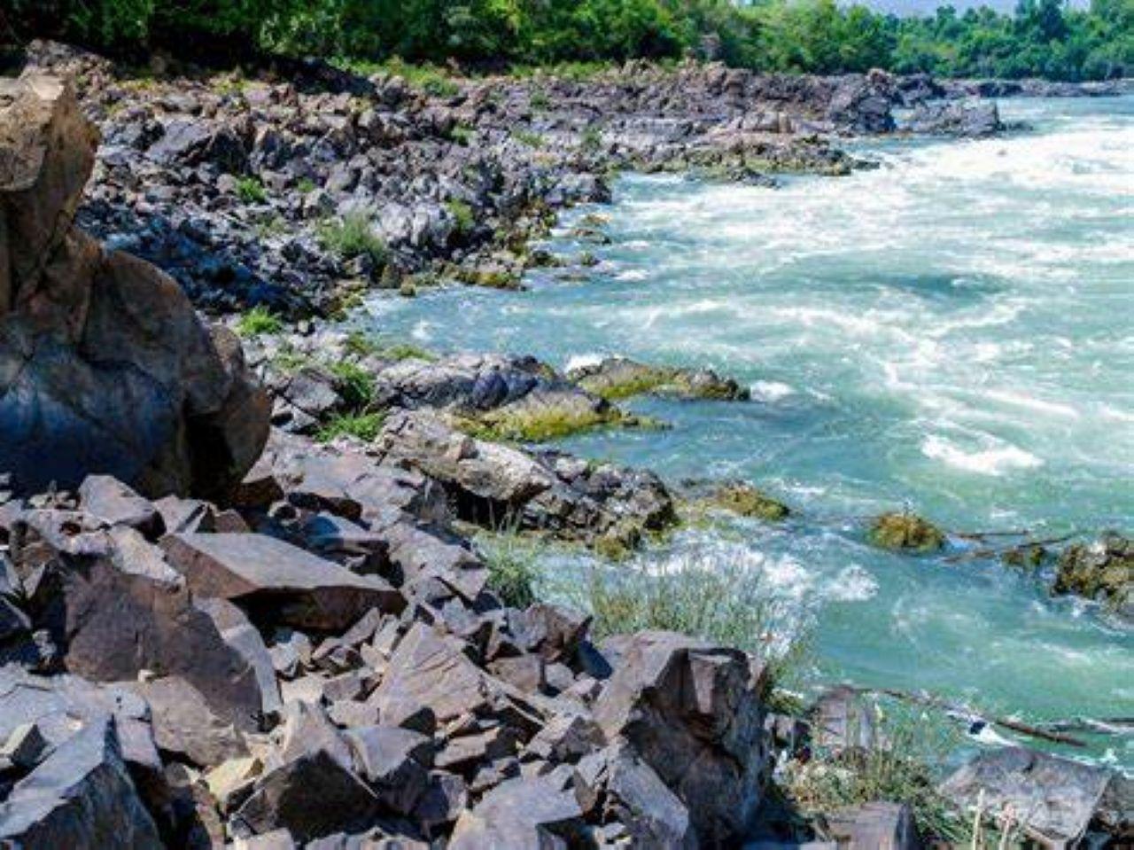 2-Day Private Tour from Vientiane to Pakse by Flight 3