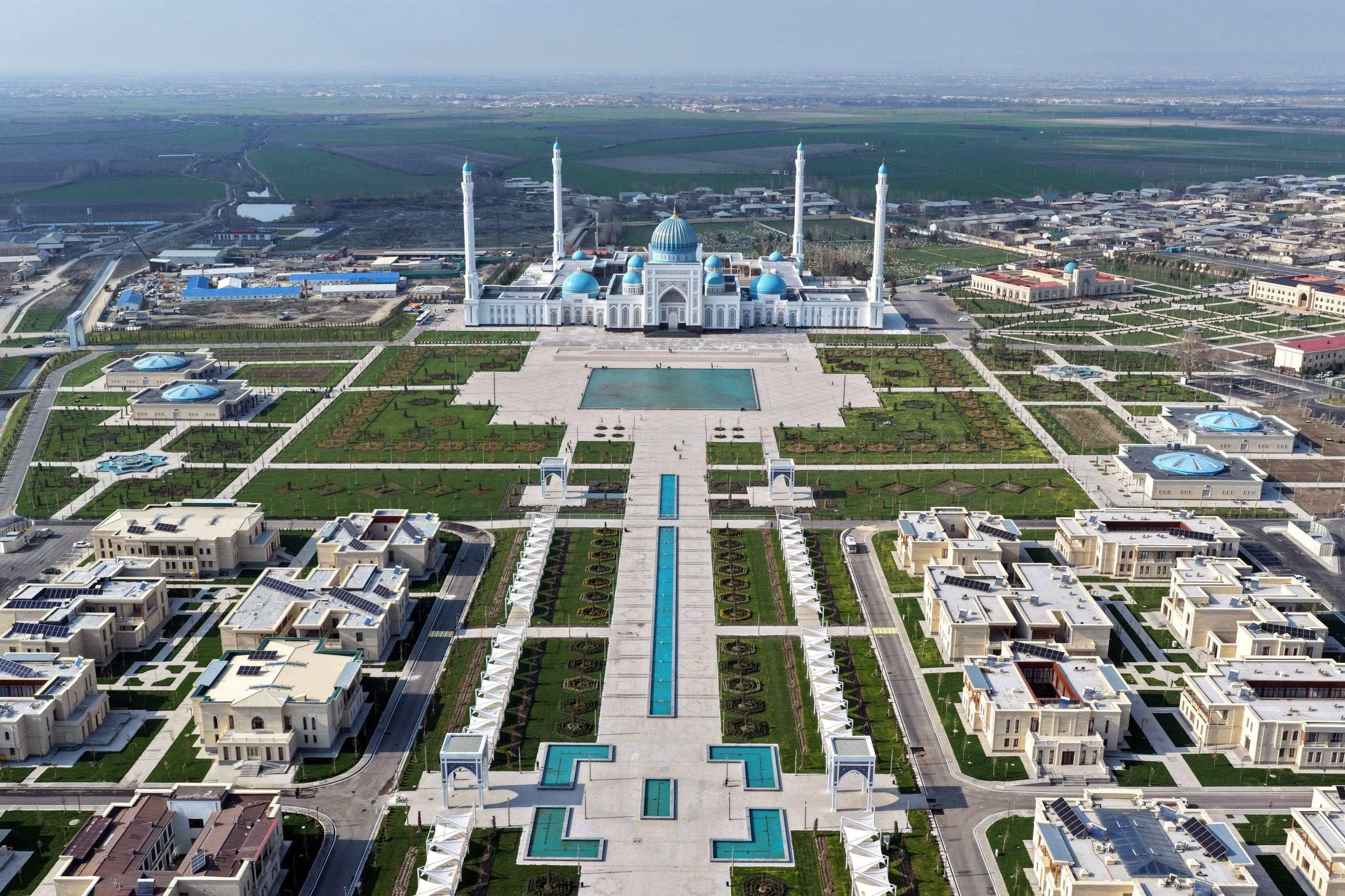 Samarkand: Imam Al-Bukhari Complex & Silk Road Guided Tour 3