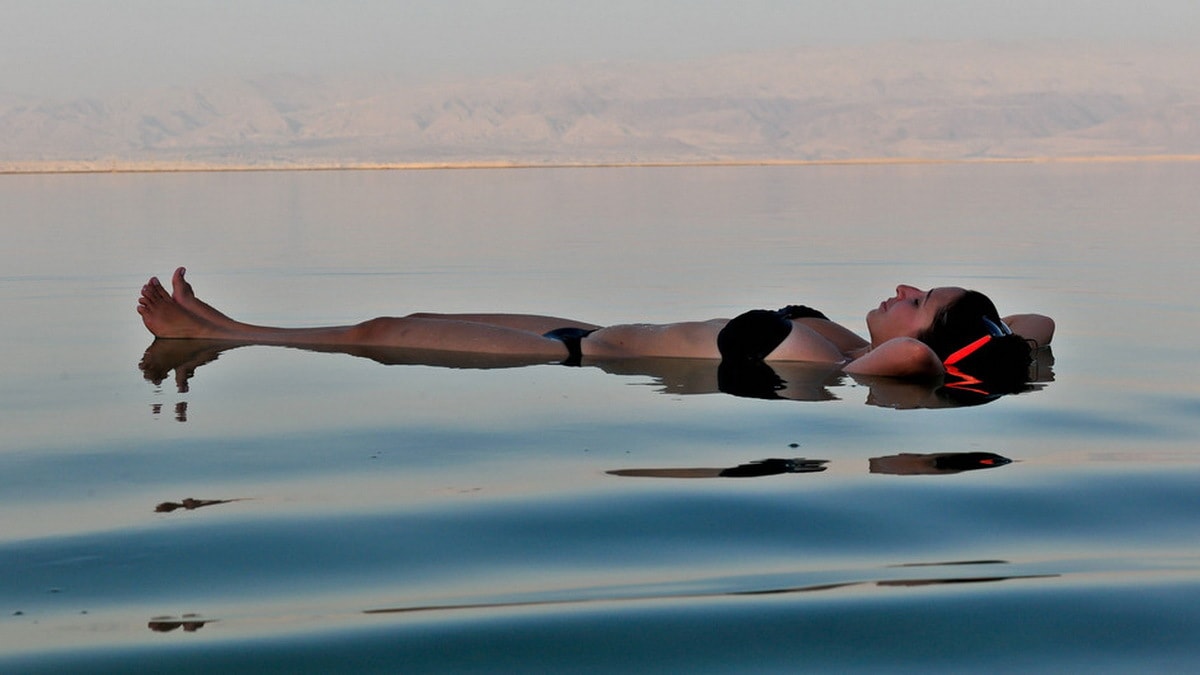 Amman: Dead Sea Day Tour with Optional Entry Fees and Lunch 3