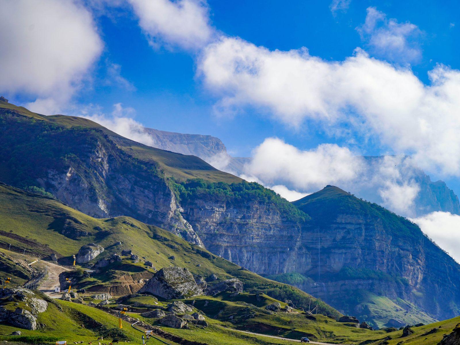 From Baku: Multi-Stop Tour of Guba & Shahdag Mountain Resort 3