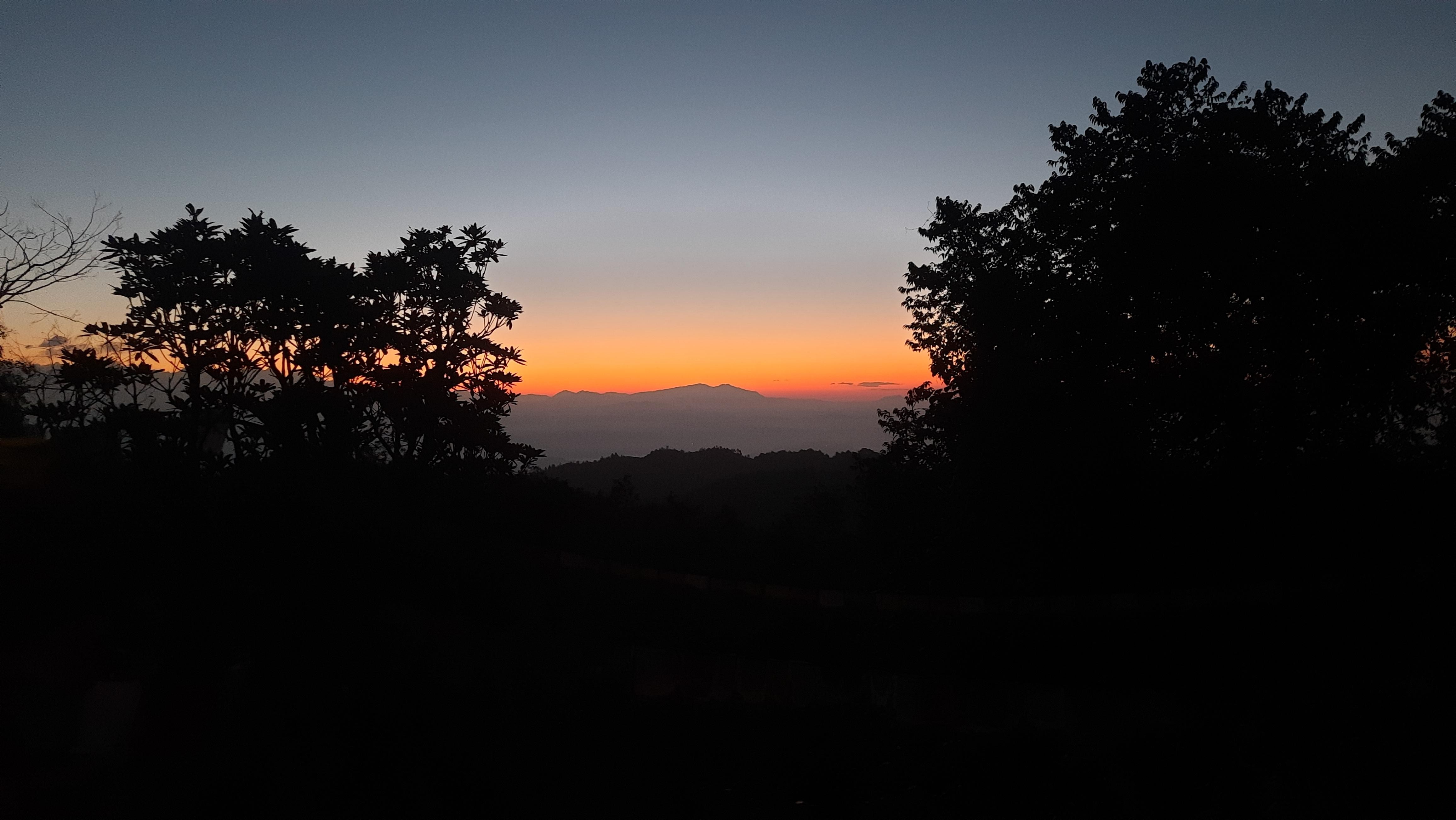 From Kathmandu: Sunrise at Nagarkot & Bhaktapur UNESCO Tour