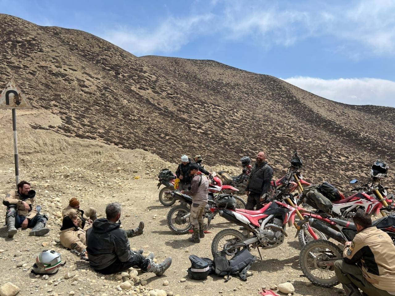 Kathmandu: 9-Day Upper Mustang Guided Motorbike Tour
