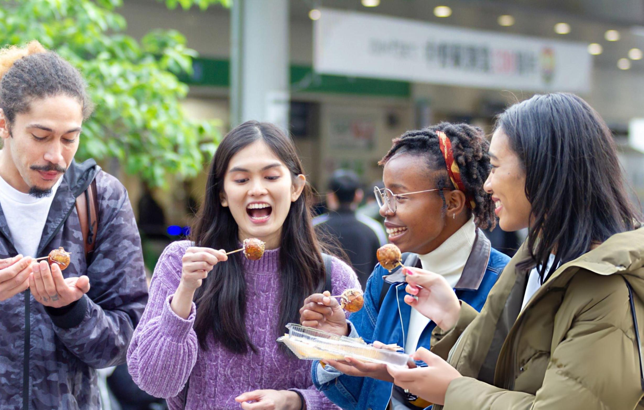 Flavors of Manila: Guided 7+ Food Tasting Tour with a Local 3