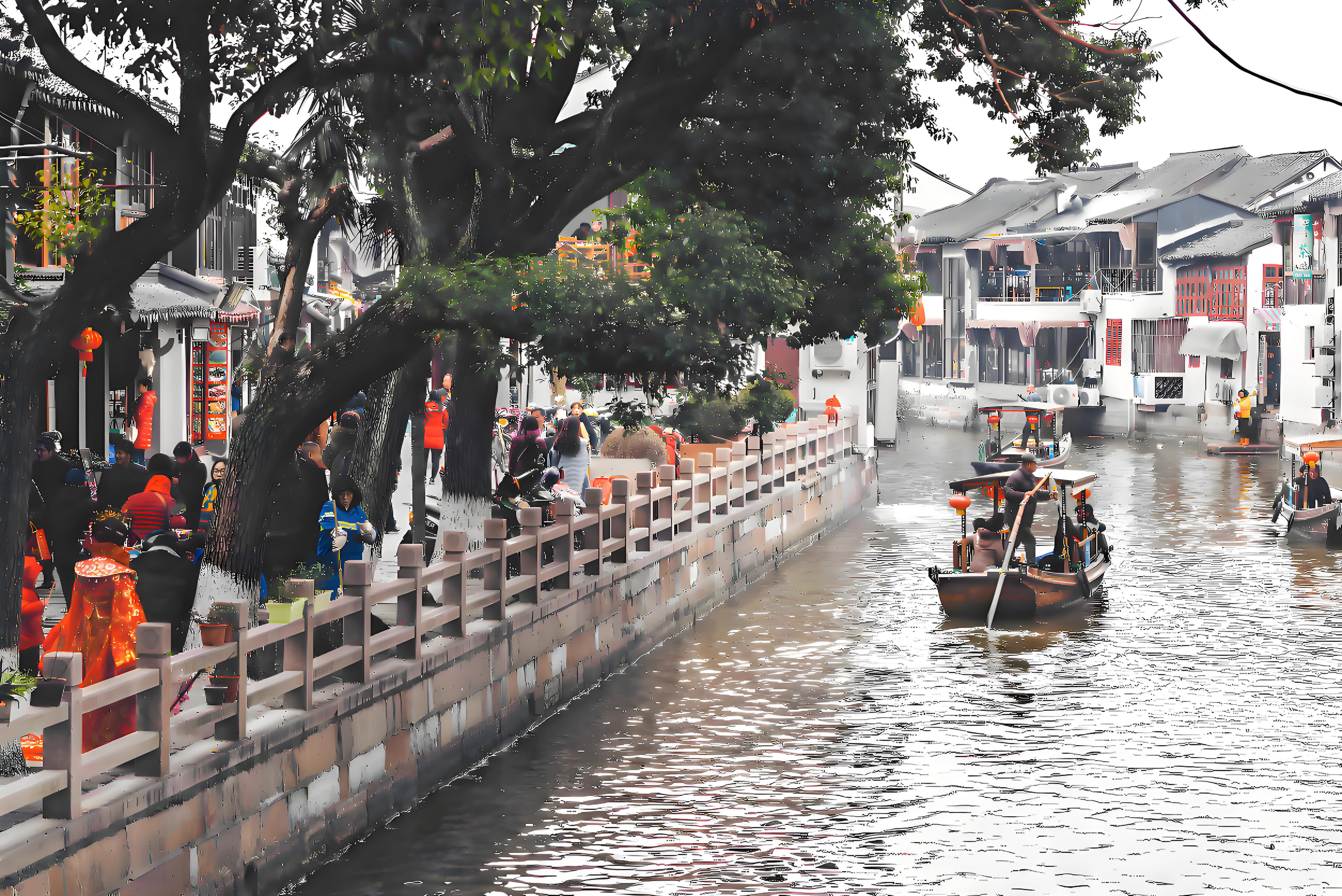 Shanghai: Private Zhujiajiao Water Town and Fake Market Tour