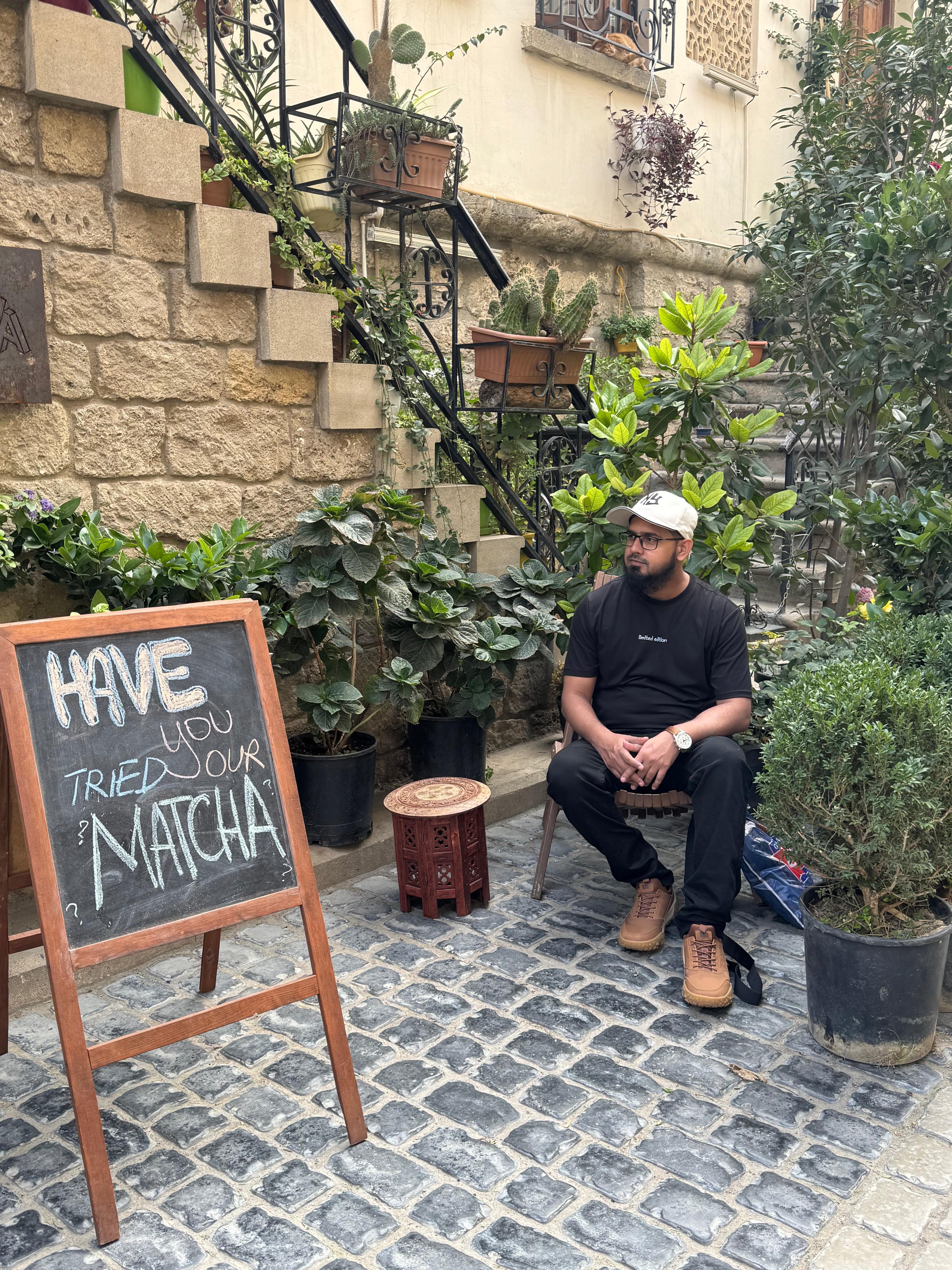 Baku: Old City Walking Tour incl. Azerbaijan Tea and Baklava 3