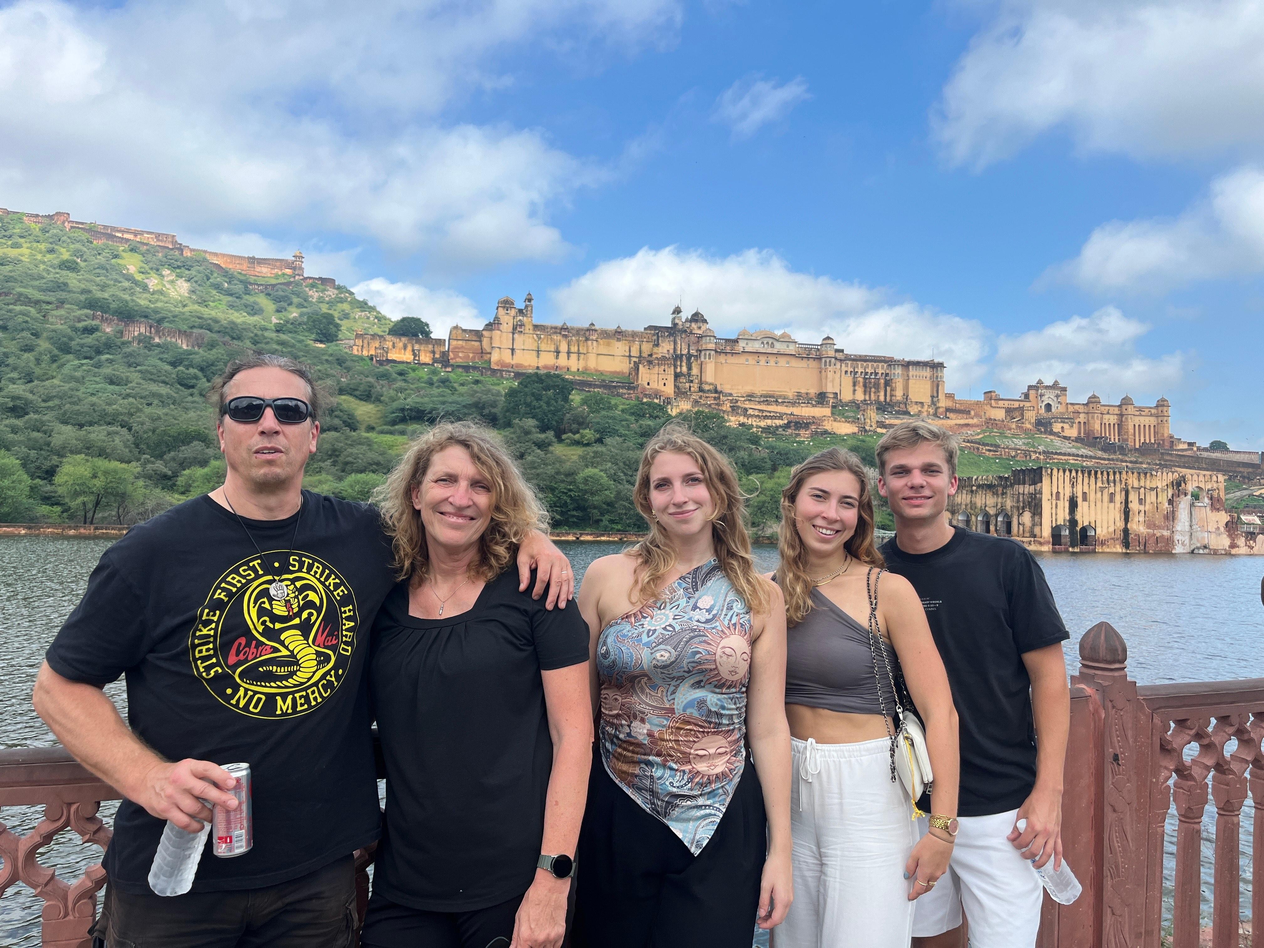 Jaipur: Private Sightseeing Day Tour with Guide by Car 3