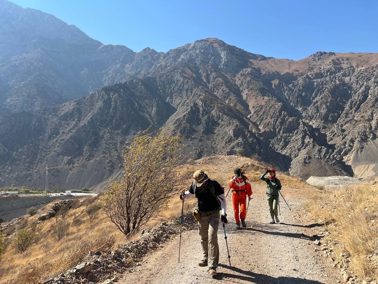 Tashkent: Obi-Rakhmat Cave and Paltau Waterfall Hike