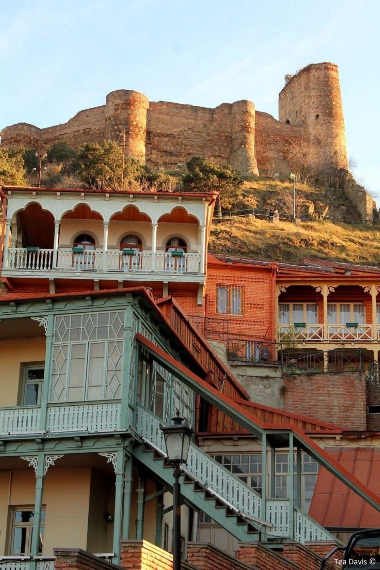 Tbilisi: Old Town Tour & Panoramic River Cruise with Wine 3
