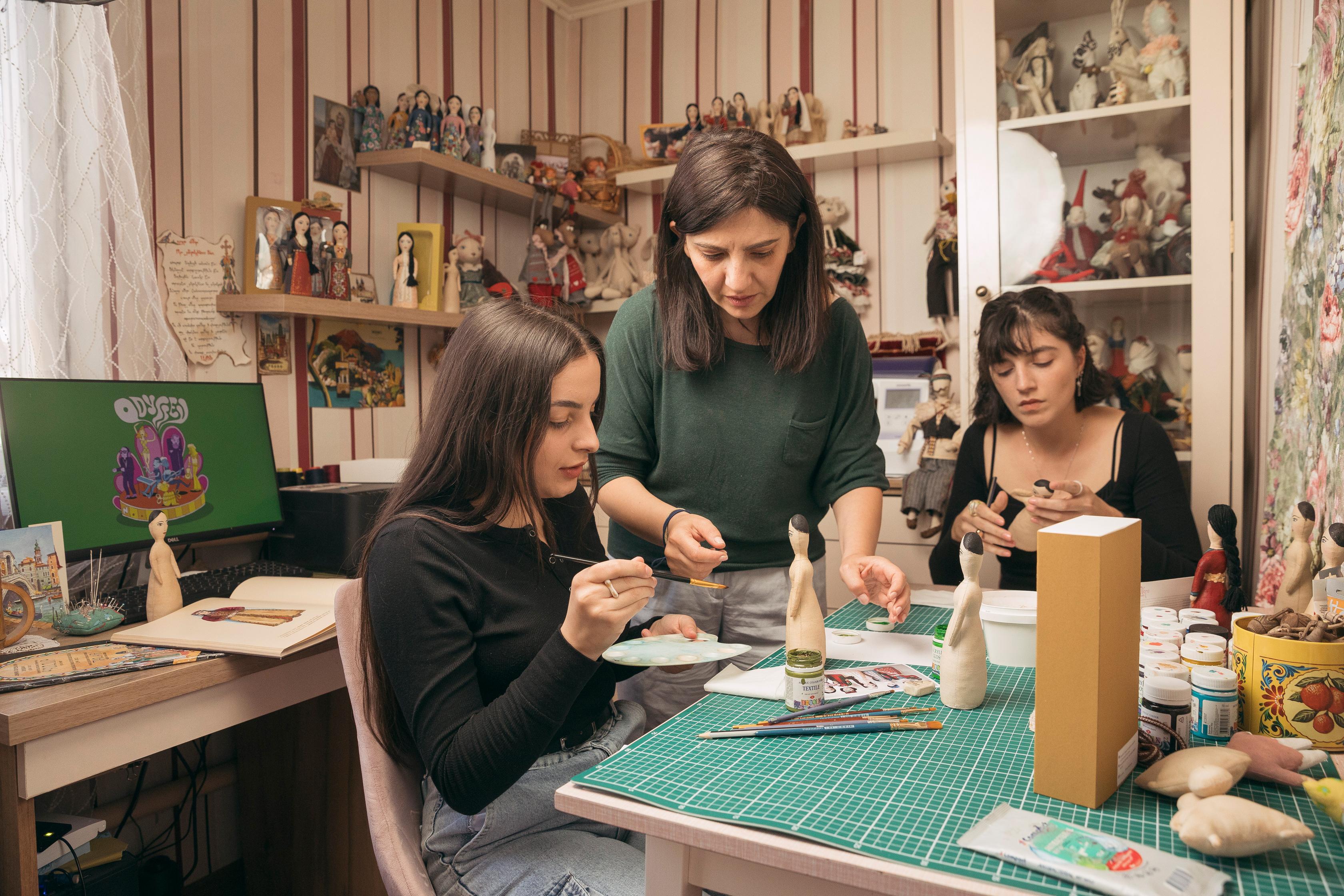 Paint Your Own Traditional Doll 2