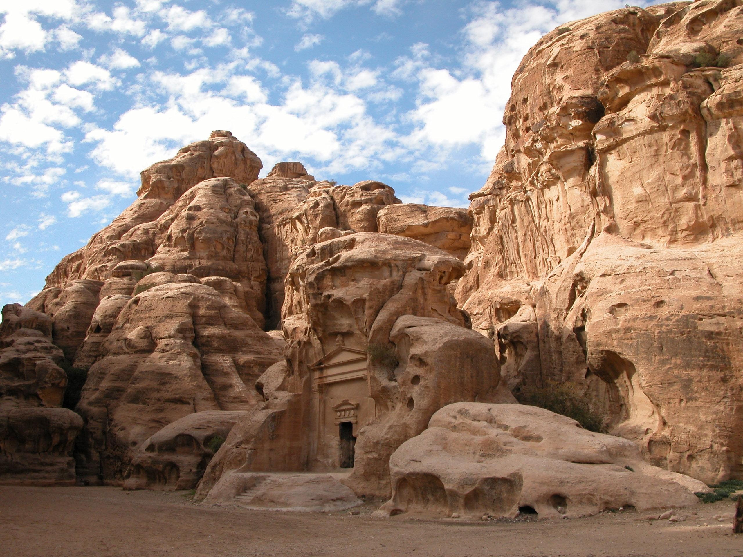 Dana to Petra Trekking Adventure via The Jordan Trail 2