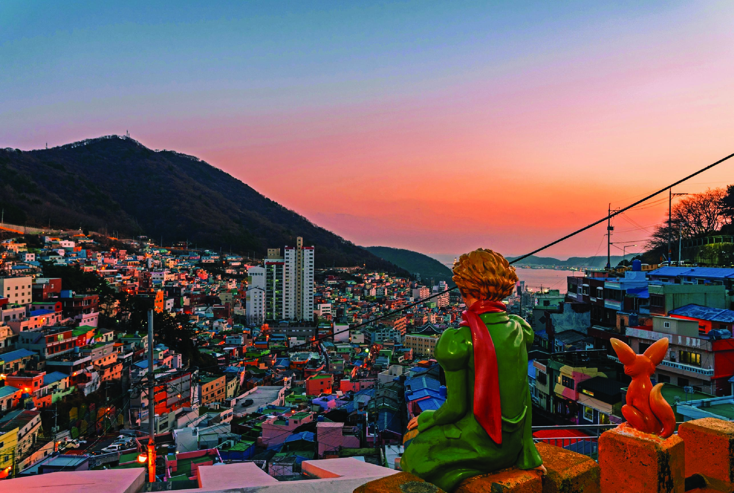 Busan: Night Tour with Jagalchi Market and Skywalk