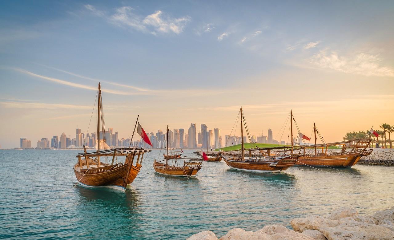 Doha: Sunset Dhow Boat Cruise