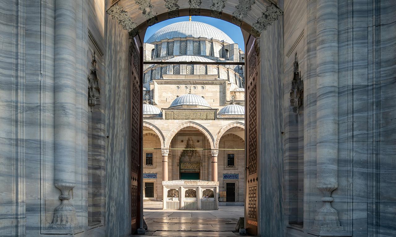 Istanbul: Blue Mosque Guided Tour & Süleymaniye Audio Guide 3