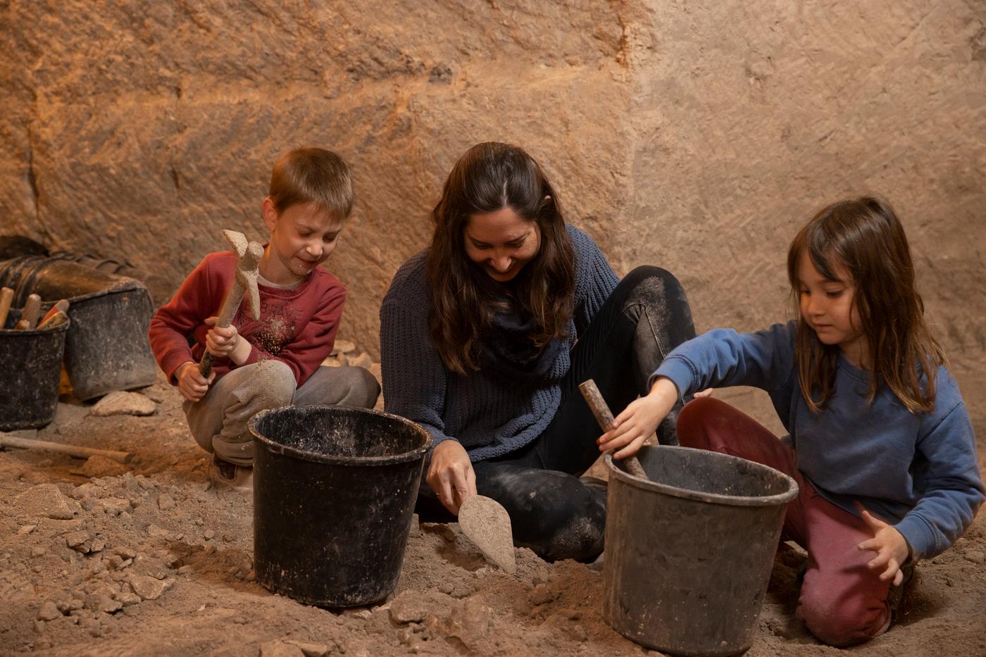 Dig for a Day Archaeological Experience near Jerusalem 2