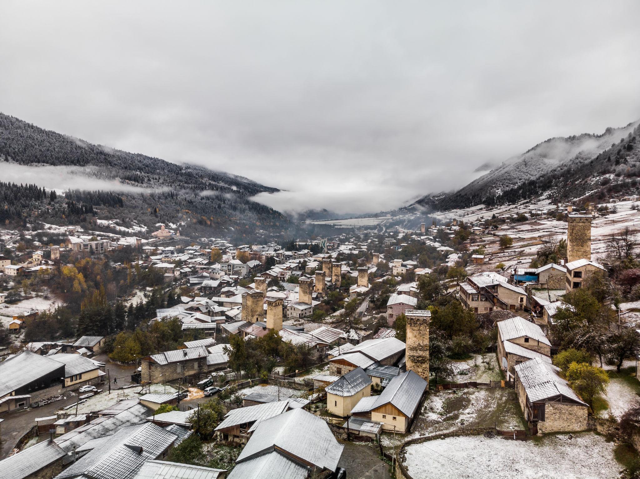 Tbilisi: Mestia Private Transfer with Enguri Dam Stop 2