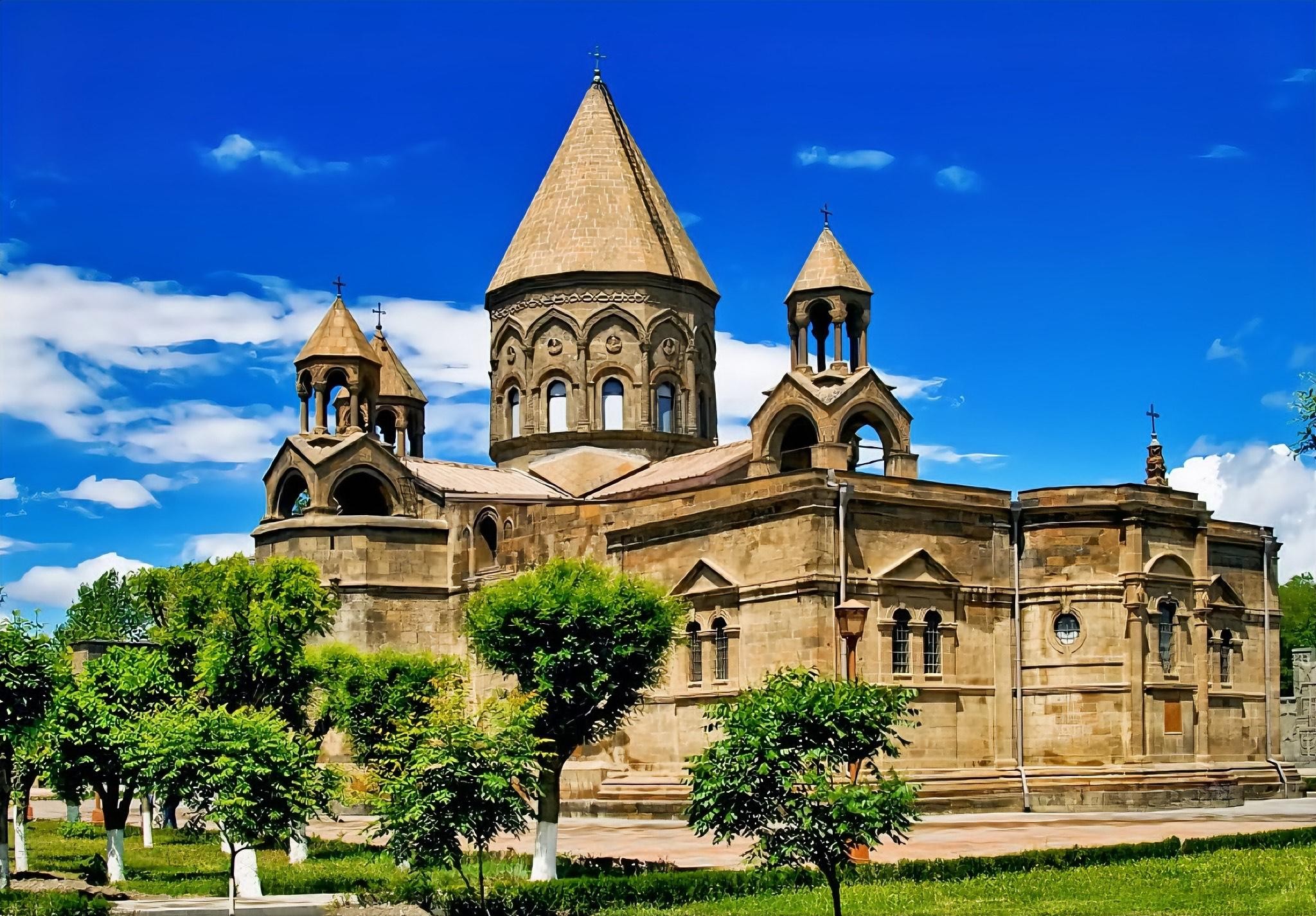 Private Day Trip to UNESCO Heritage: Etchmiadzin & Zvartnots 3