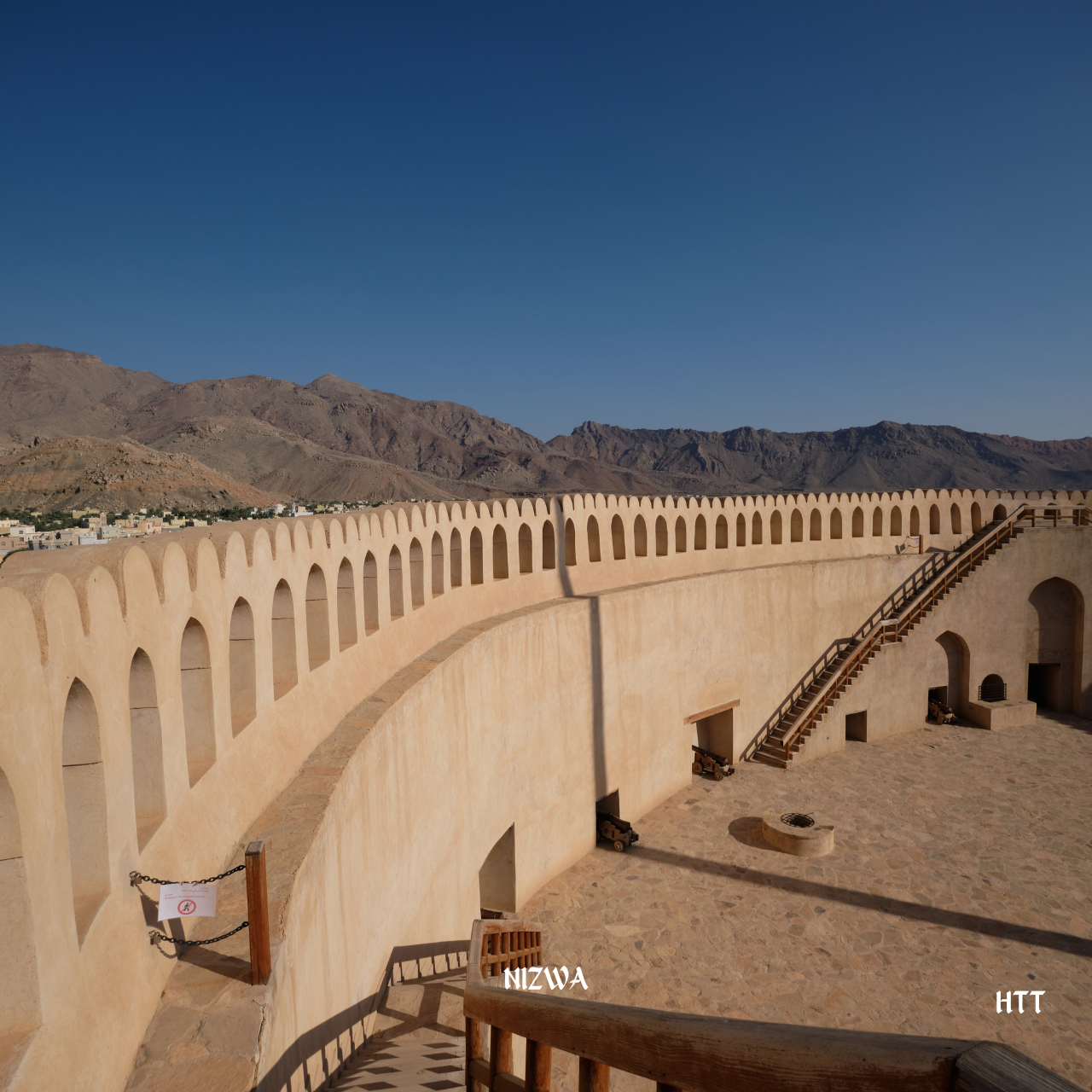 From Muscat: Nizwa Day Trip with Grand Canyon 2
