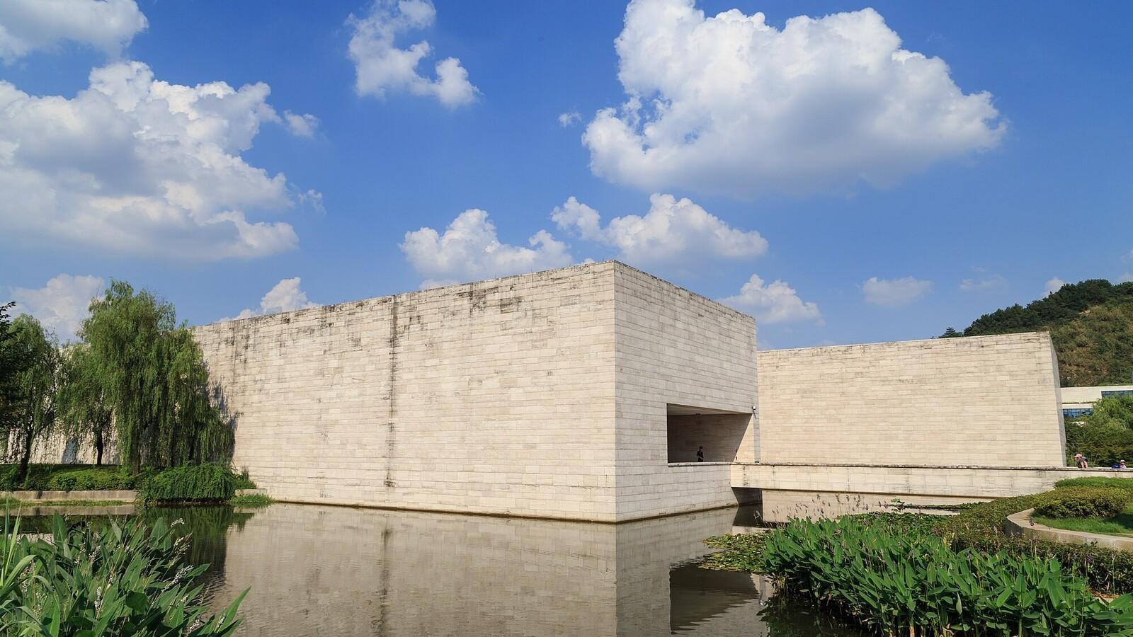 Shanghai: Liangzhu Village & Ando Architecture Day Trip