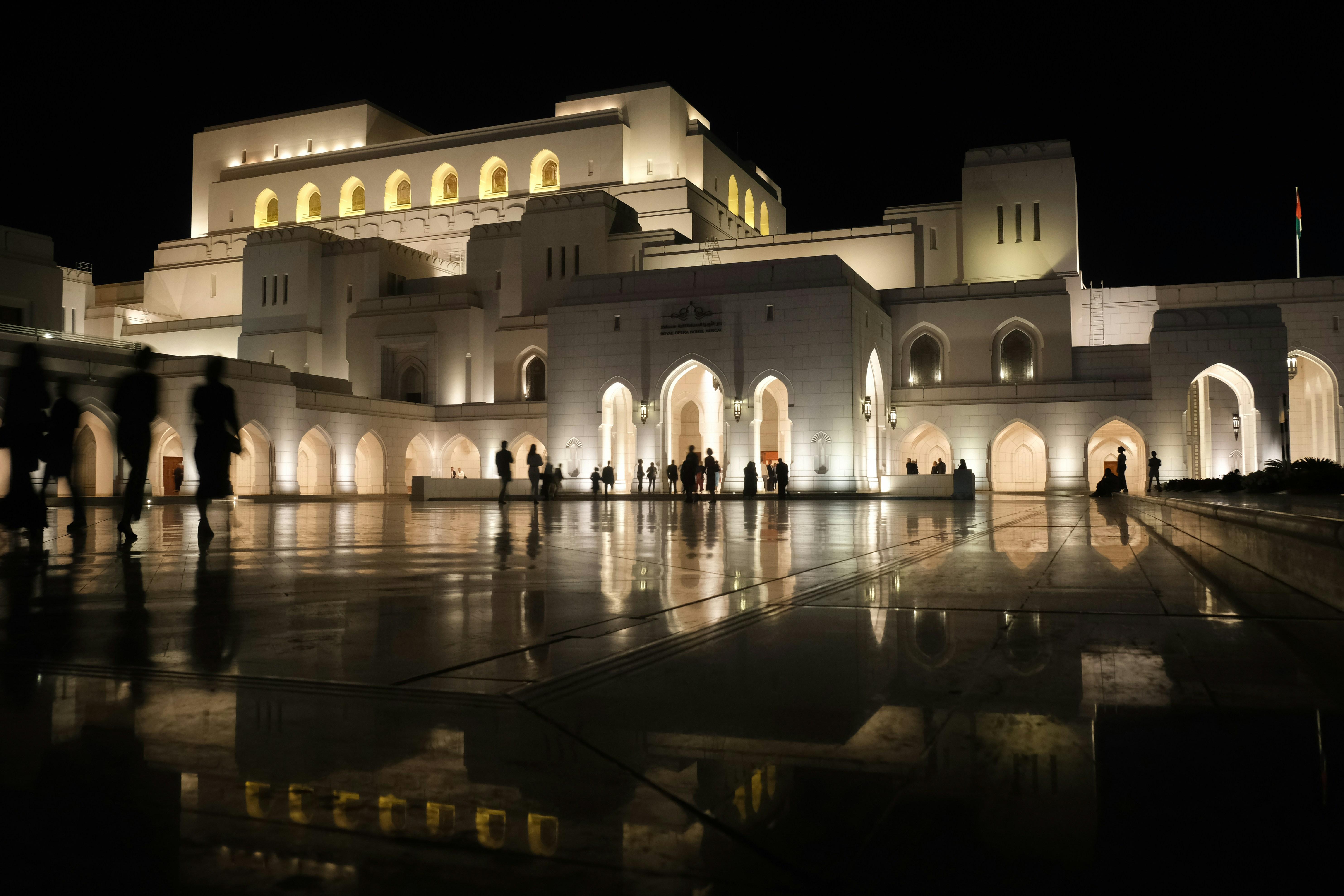 Muscat: Night Tour with Royal Opera House 2
