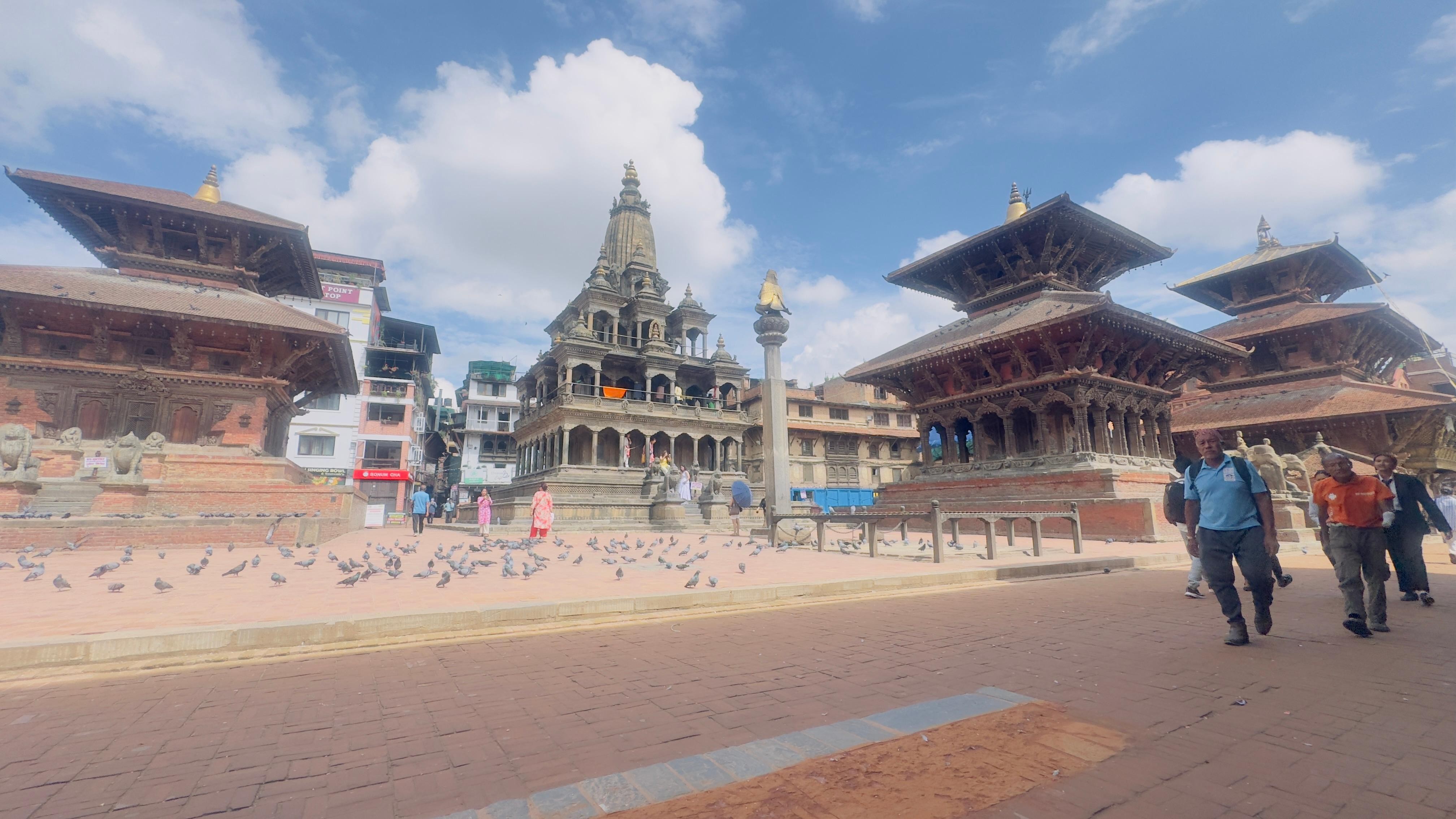 Kathmandu: Chandragiri Cable Car & Patan Durbar Square Tour
