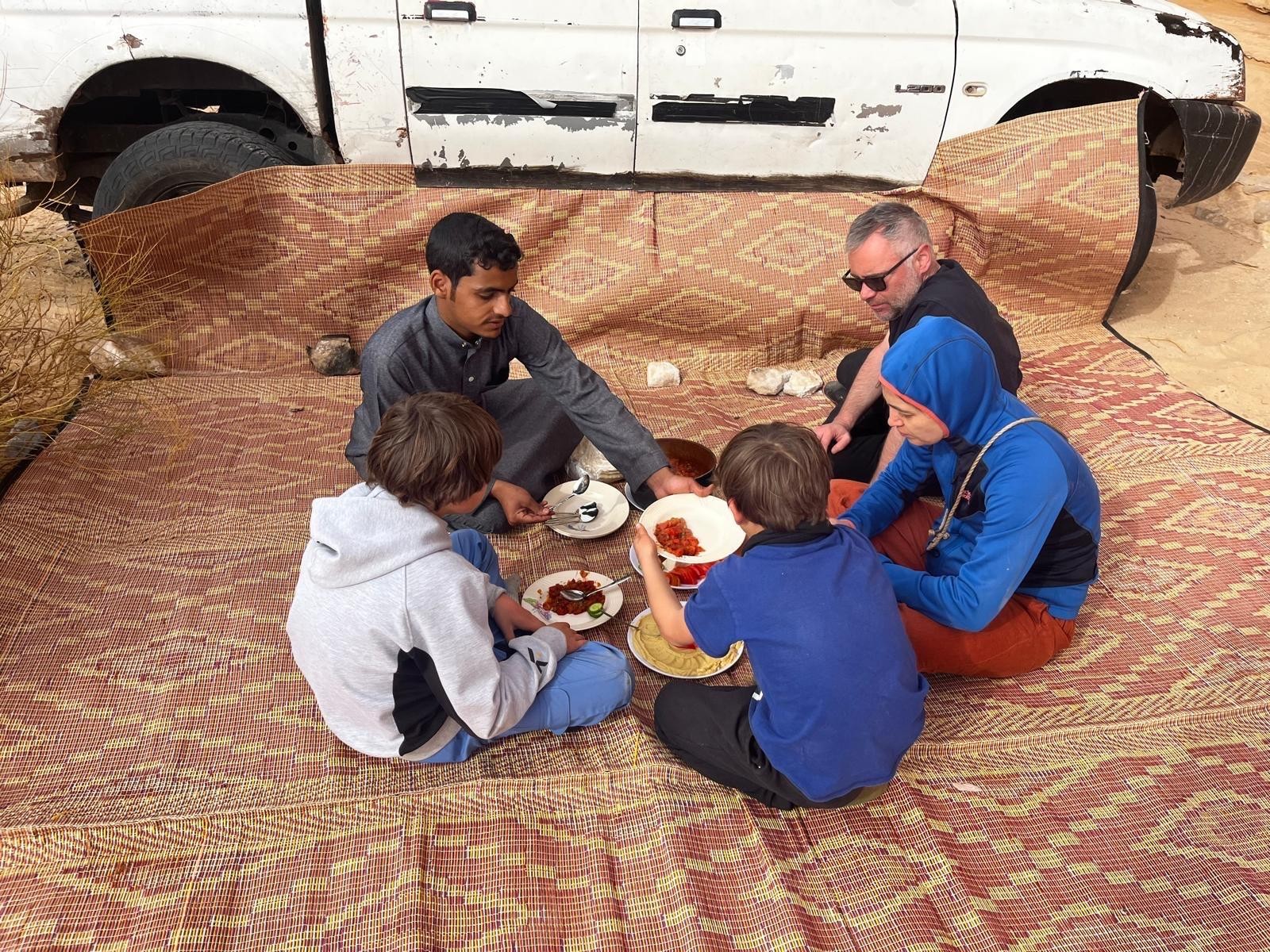 Wadi Rum: Full Day Jeep & Jebel al-Hash Hiking with Lunch 2