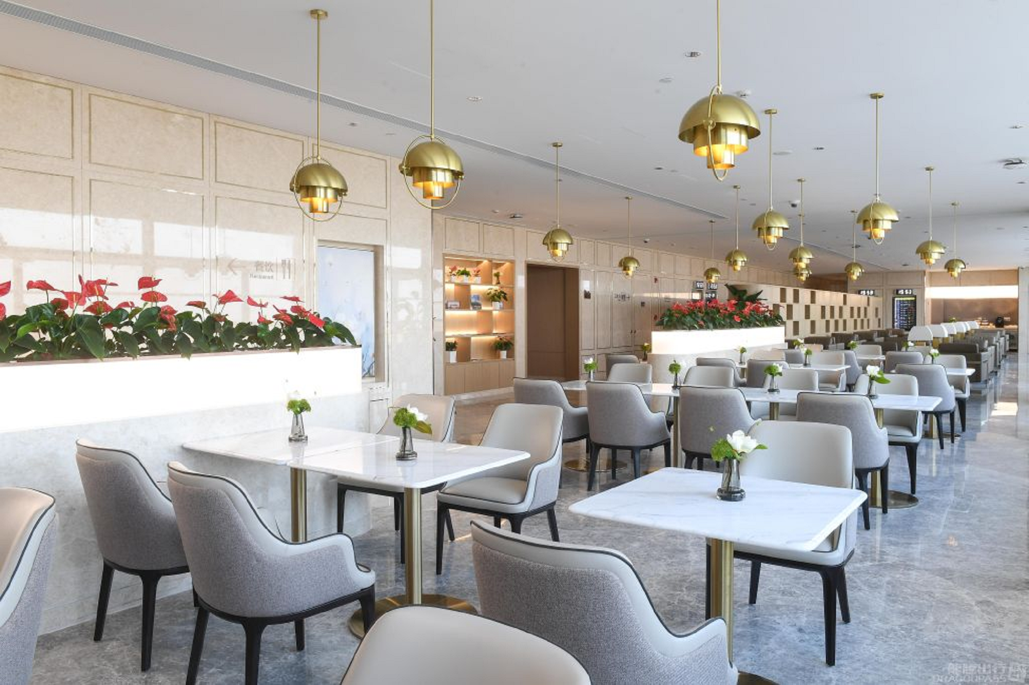 PVG Shanghai Pudong International Airport: VIP Lounge Access 2