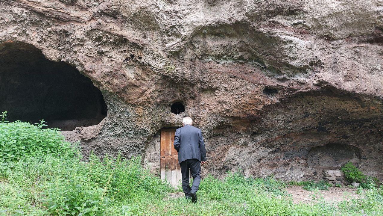 From Yerevan: Noravank, Areni, Goris & Karahunj Art Day Tour 2