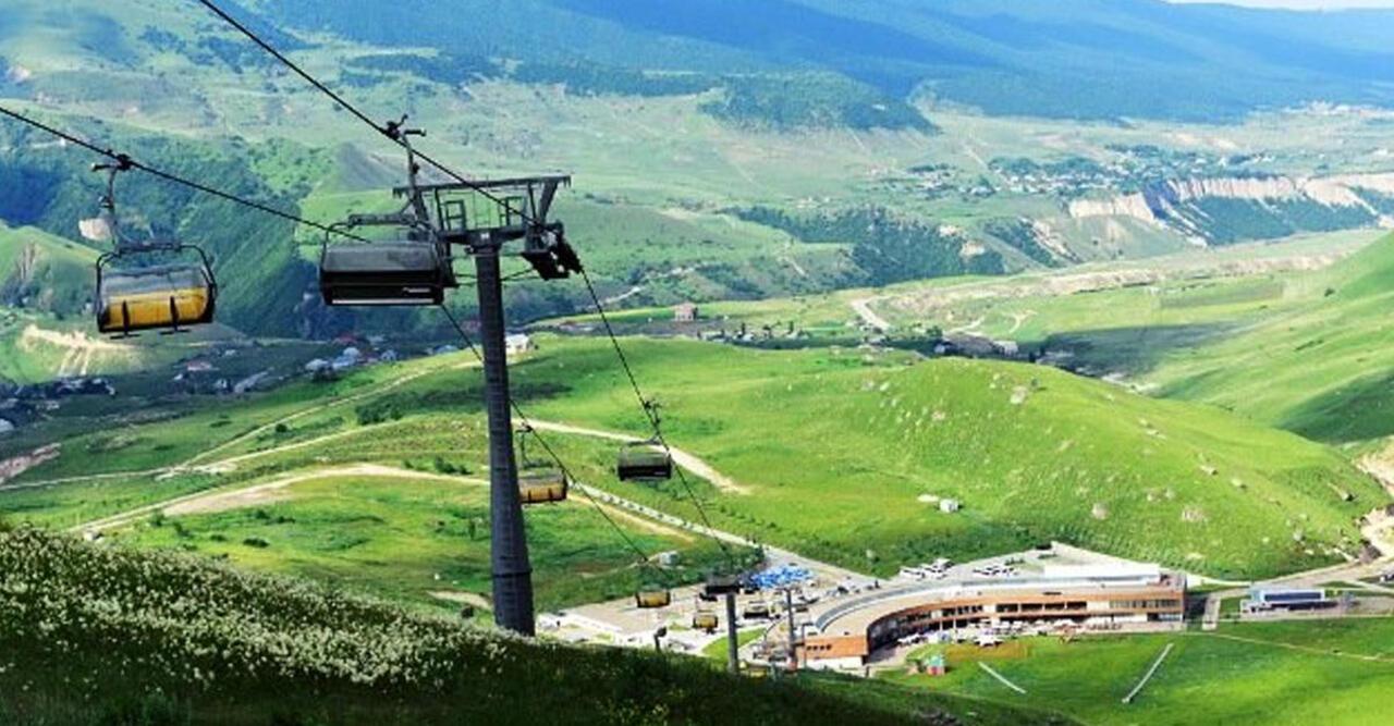 Priv.Tour From Baku: Candy Cane Mountains, Shahdag Cable Car