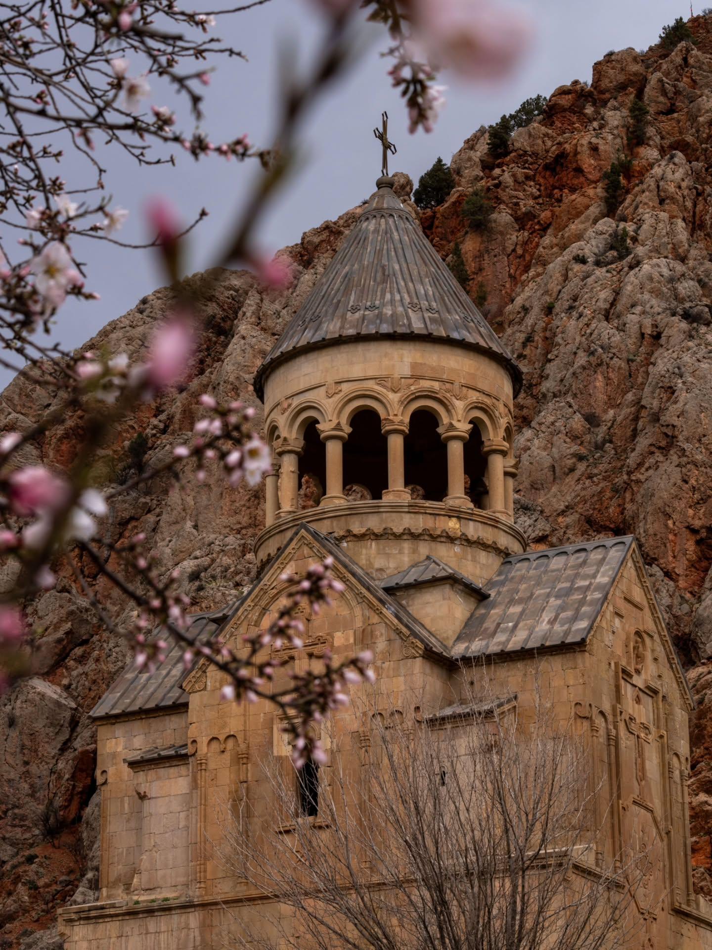 Yerevan: Khor Virap, Areni, Angels Canyon, & Noravank Tour 2