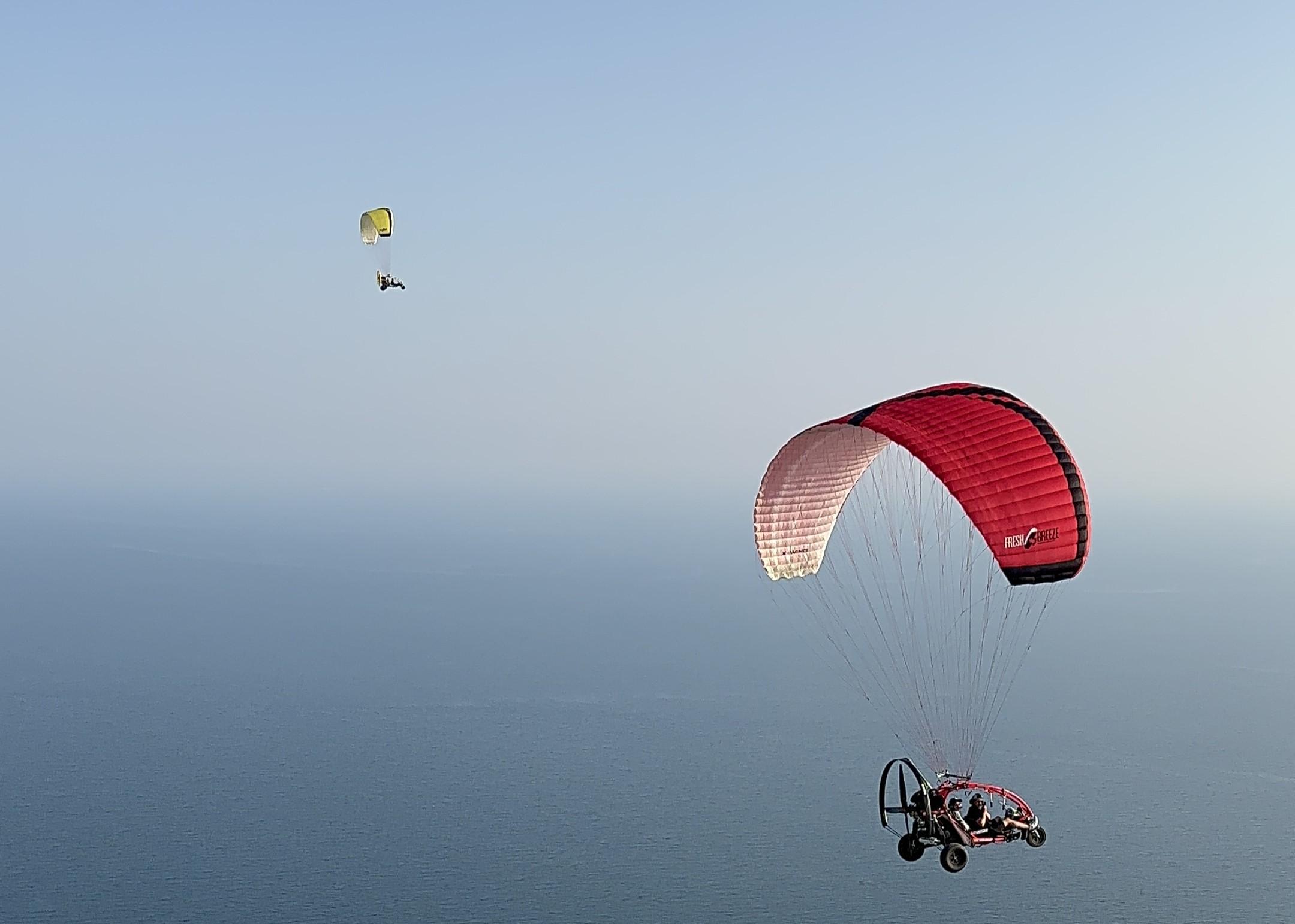 Doha: Unforgettable Paratrike Over Sealine & Arabian Gulf 3