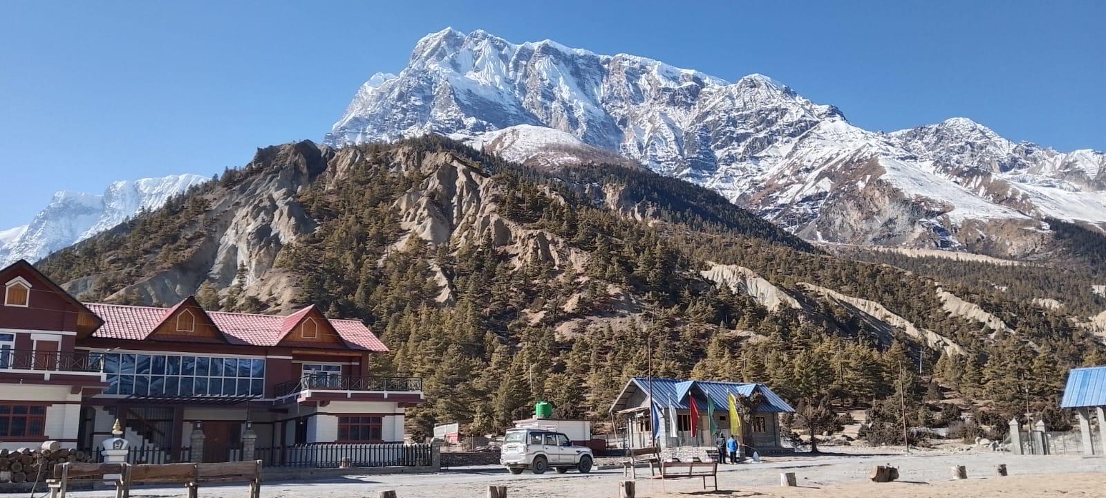 Manang: 7-Day, 6-Night Private Jeep & Trek to Tilicho Lake
